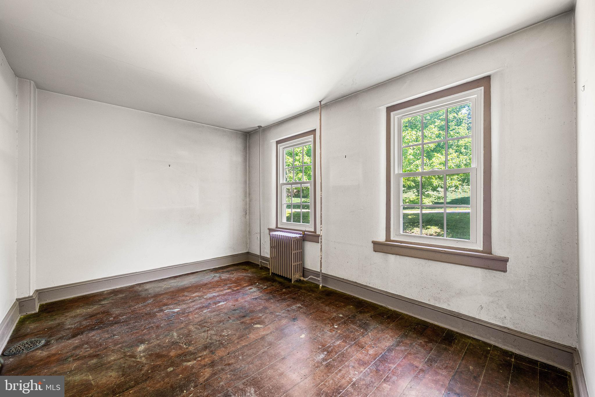 HICKORY HILL - Residential