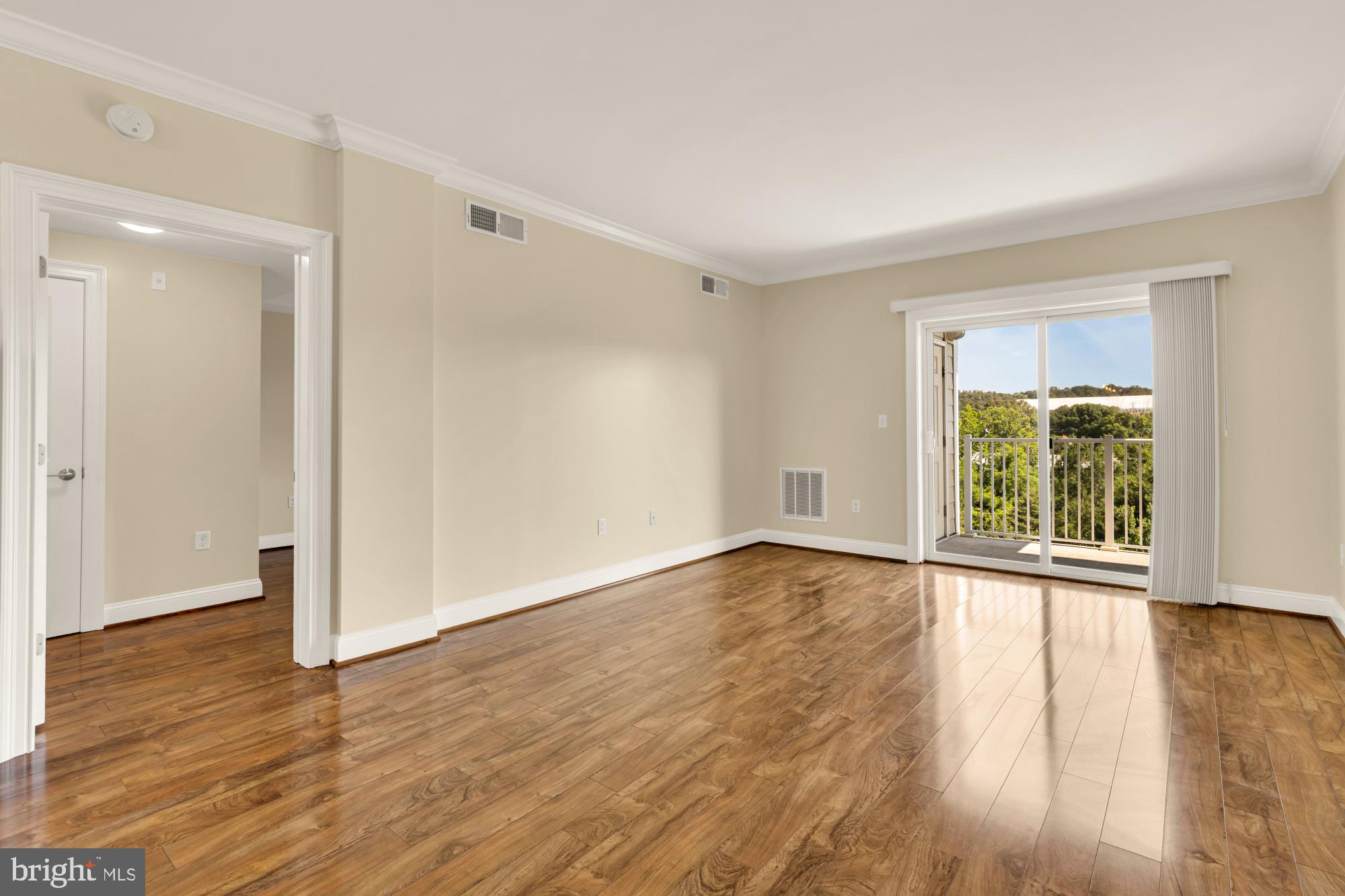 ISABELLA AT MONTICELLO MEWS - Residential