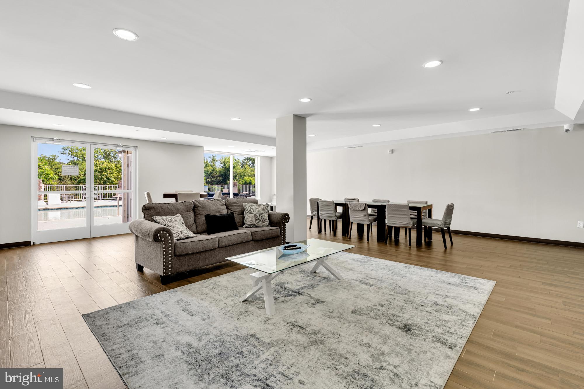 ISABELLA AT MONTICELLO MEWS - Residential