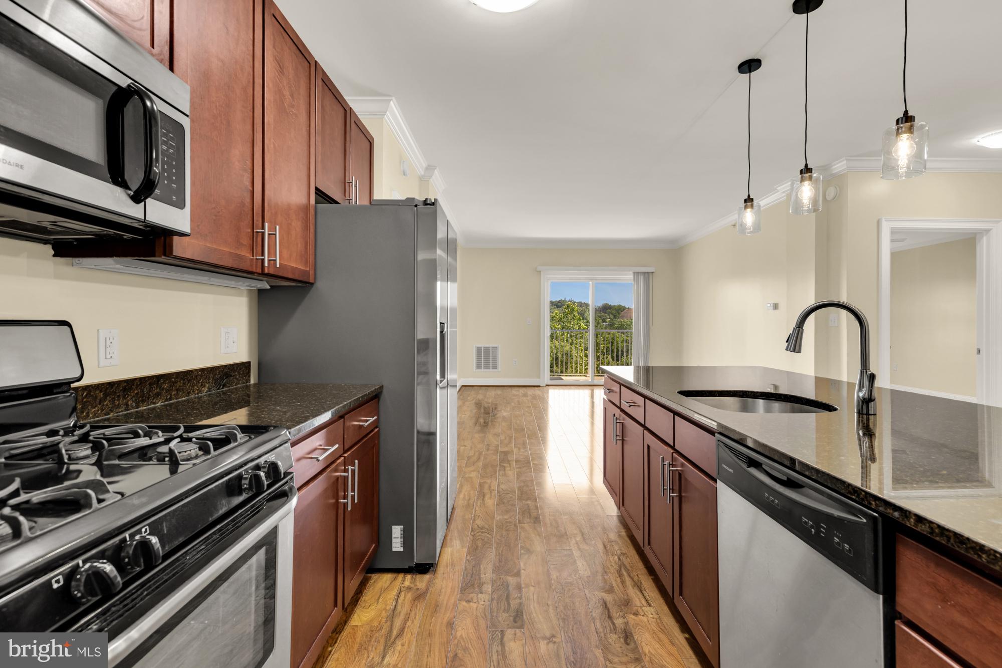 ISABELLA AT MONTICELLO MEWS - Residential