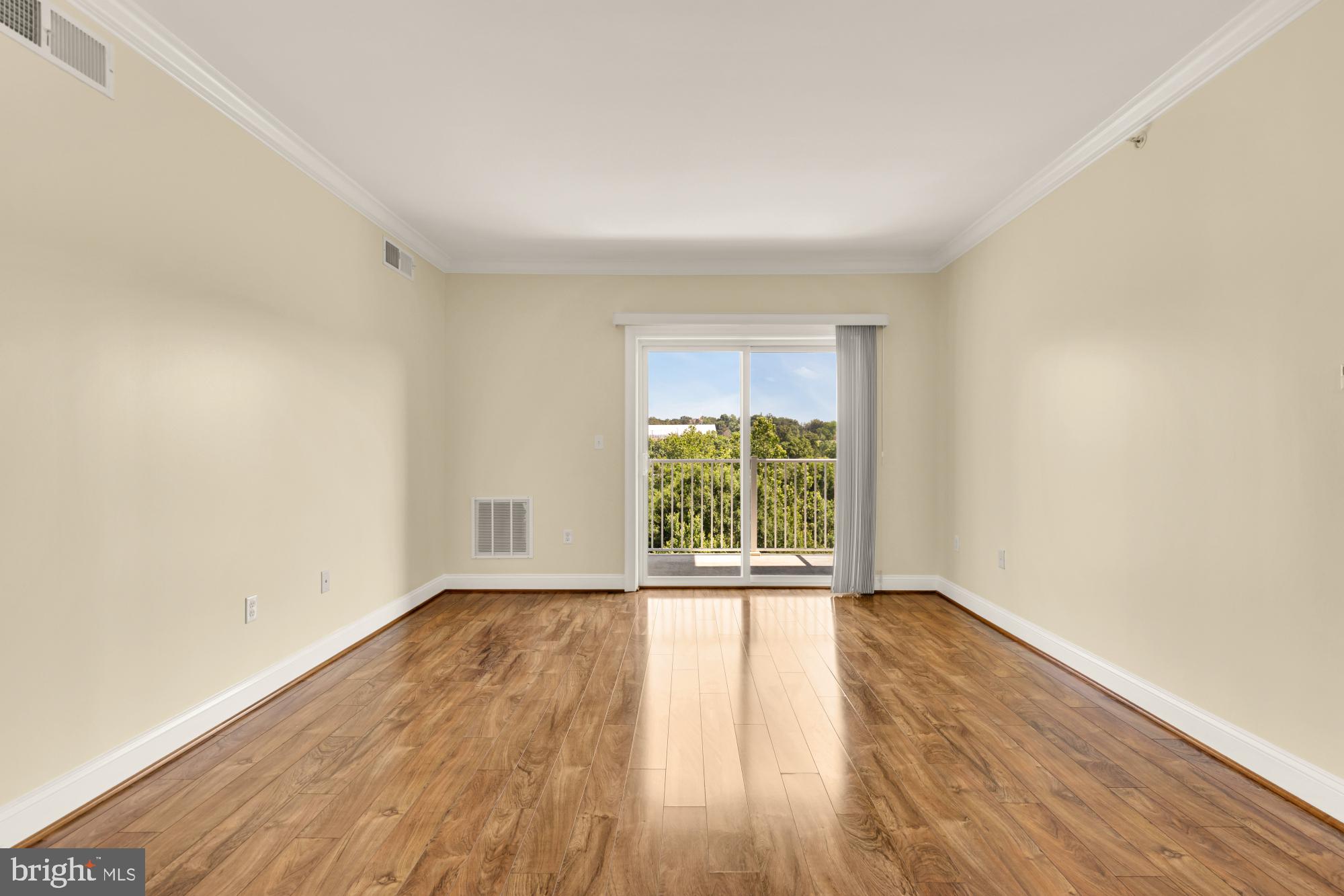 ISABELLA AT MONTICELLO MEWS - Residential