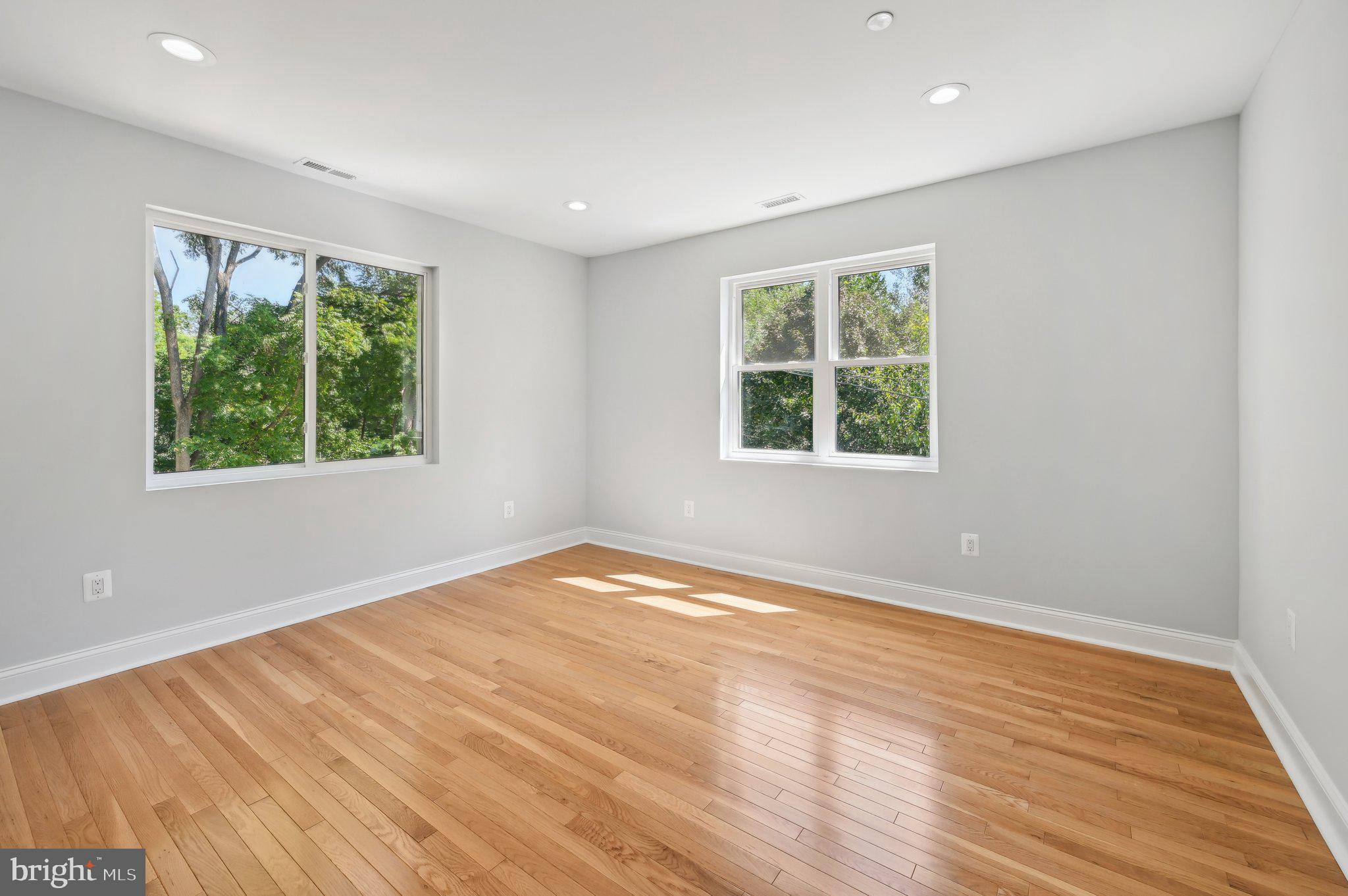 PARKTON - Residential