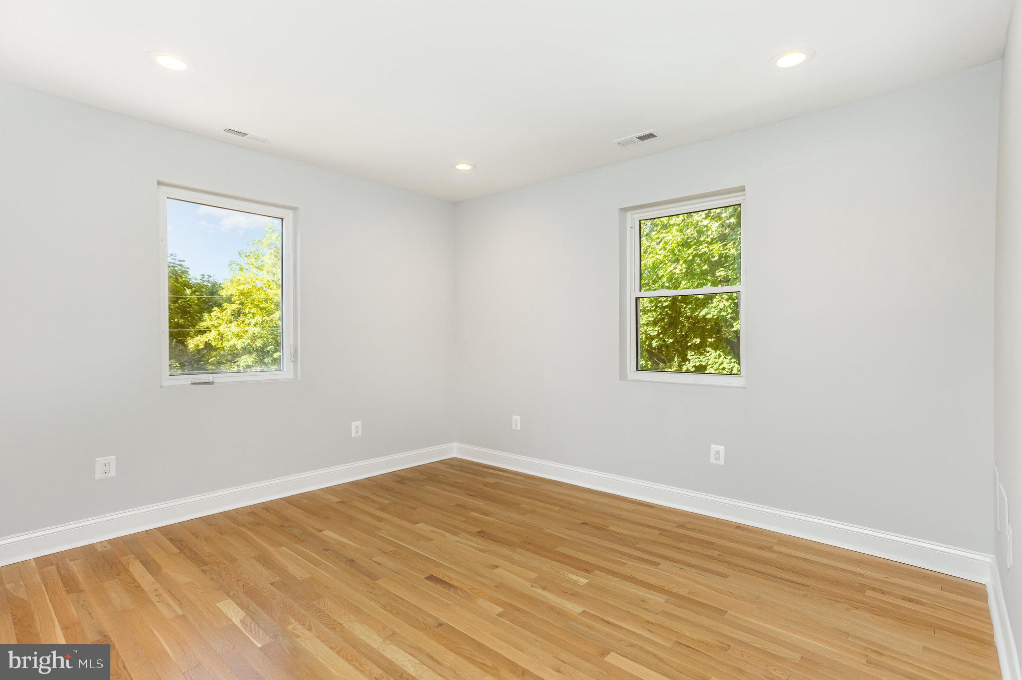 PARKTON - Residential