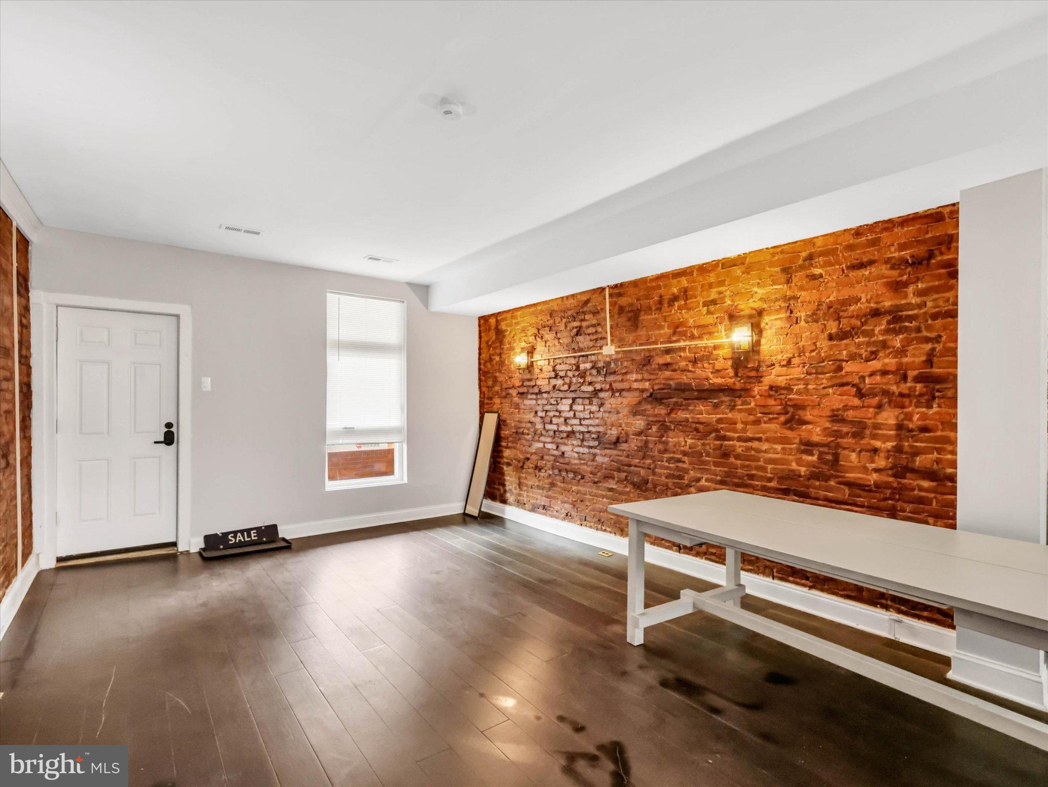 MCELDERRY PARK - Residential