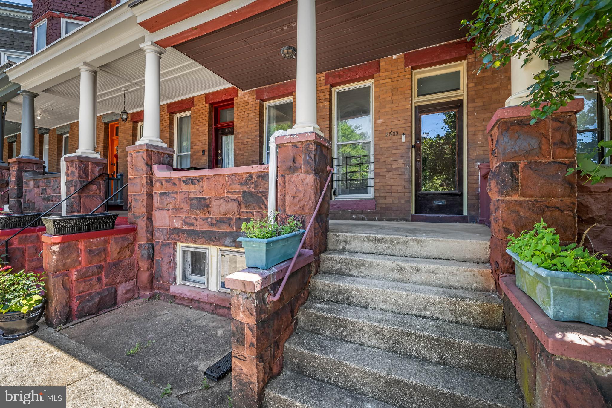 CHARLES VILLAGE - Residential