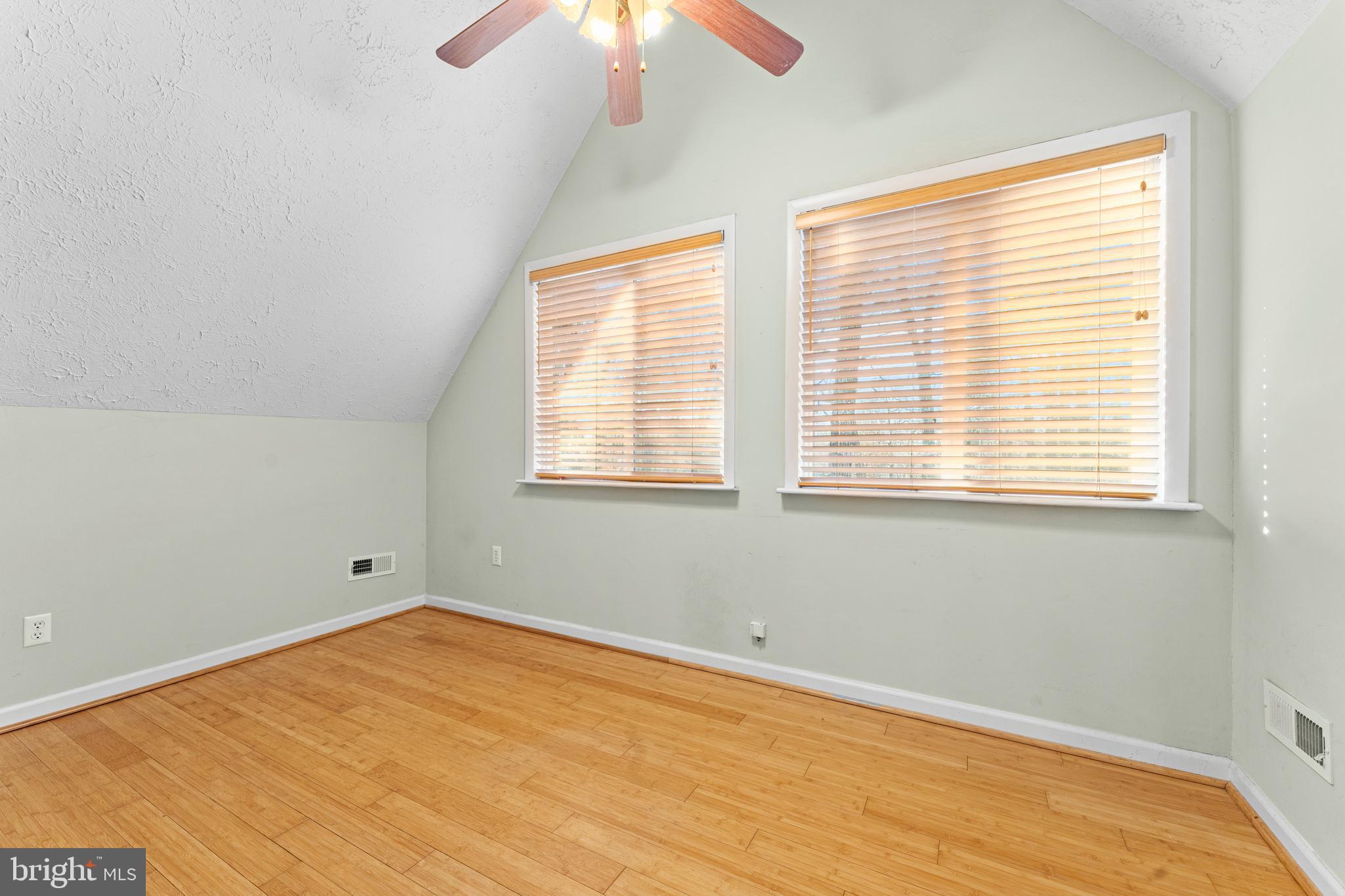 APPLE MT LAKE - Residential