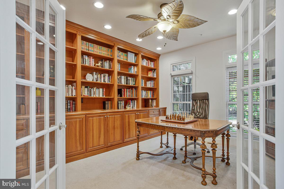 HOMEPORT FARM - Residential