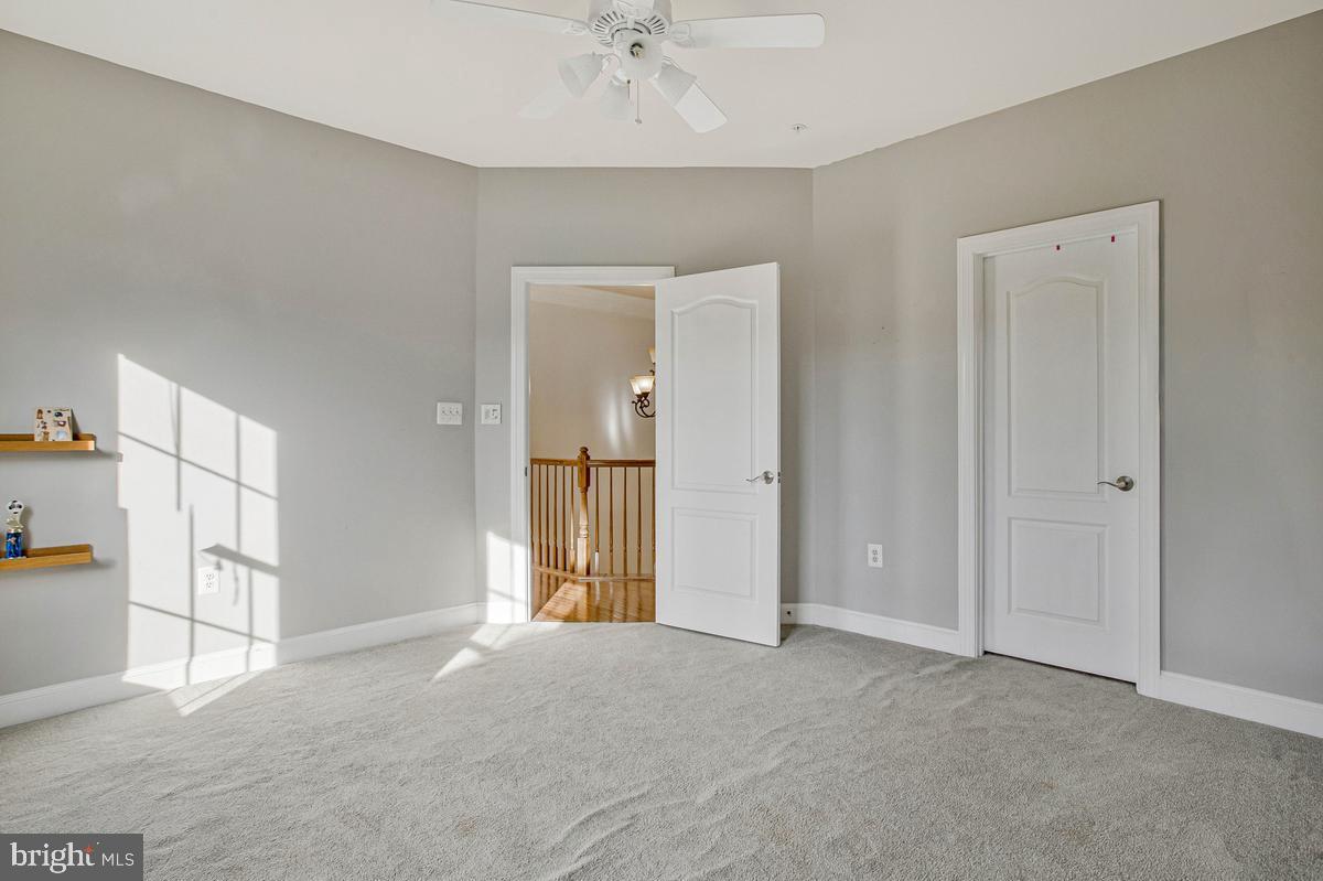 HOMEPORT FARM - Residential