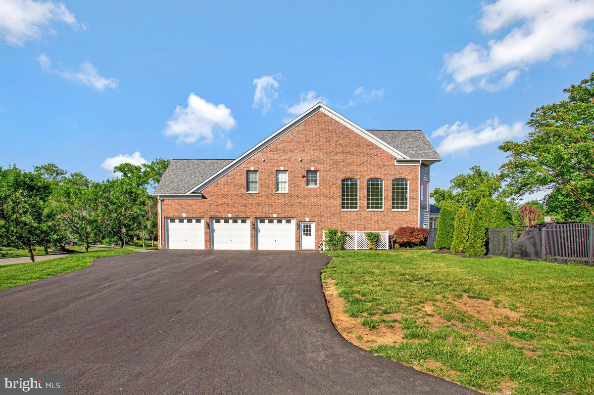 HOMEPORT FARM - Residential