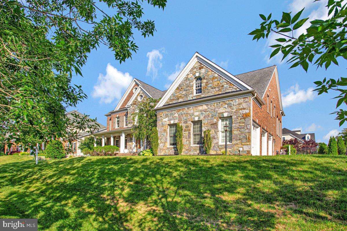 HOMEPORT FARM - Residential