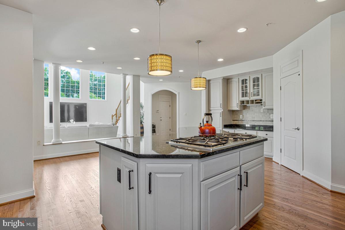 HOMEPORT FARM - Residential