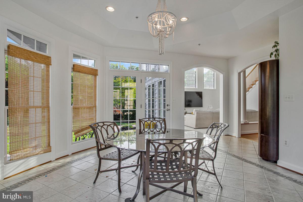 HOMEPORT FARM - Residential