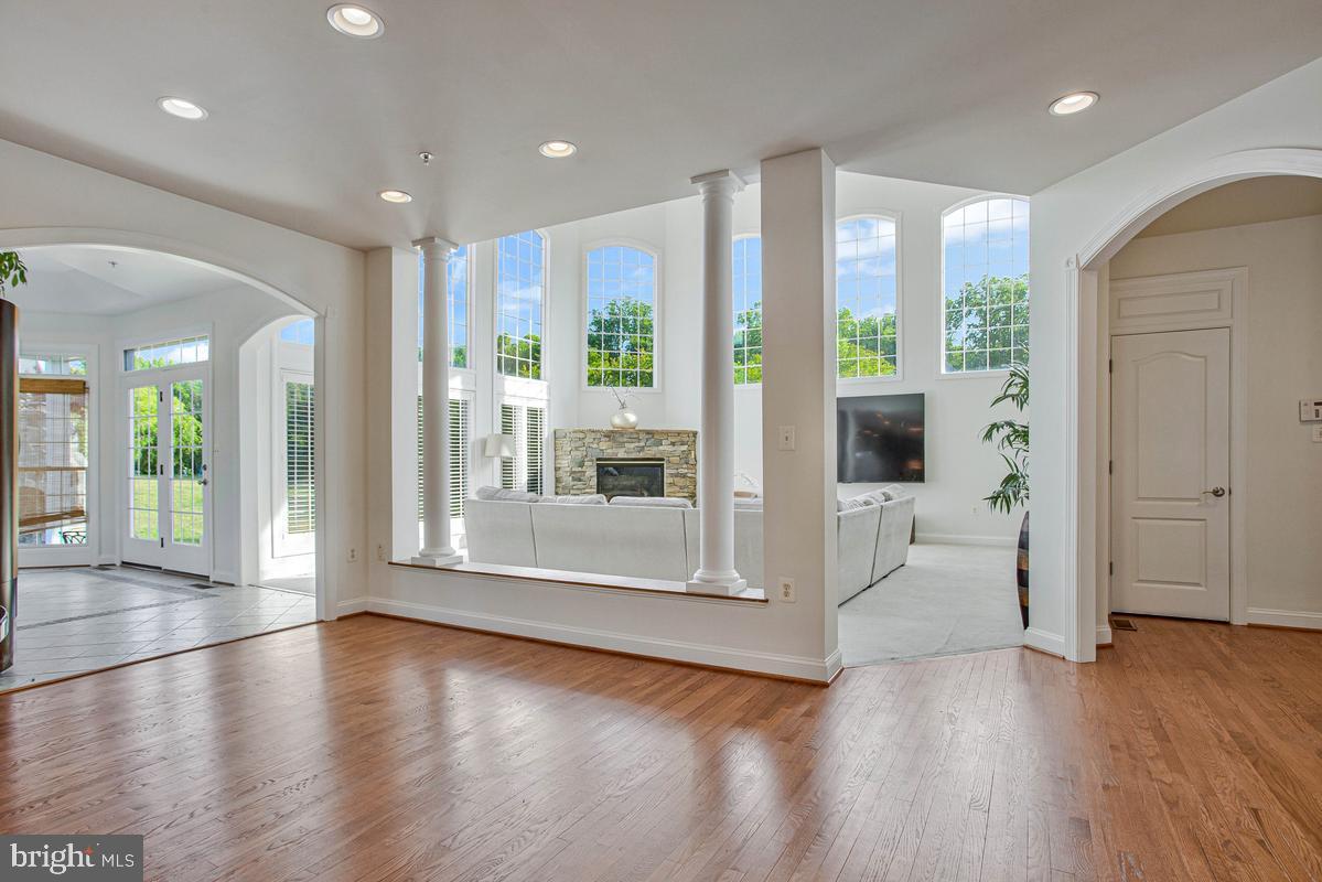 HOMEPORT FARM - Residential