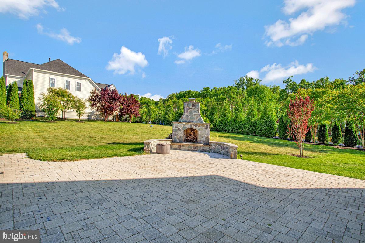 HOMEPORT FARM - Residential