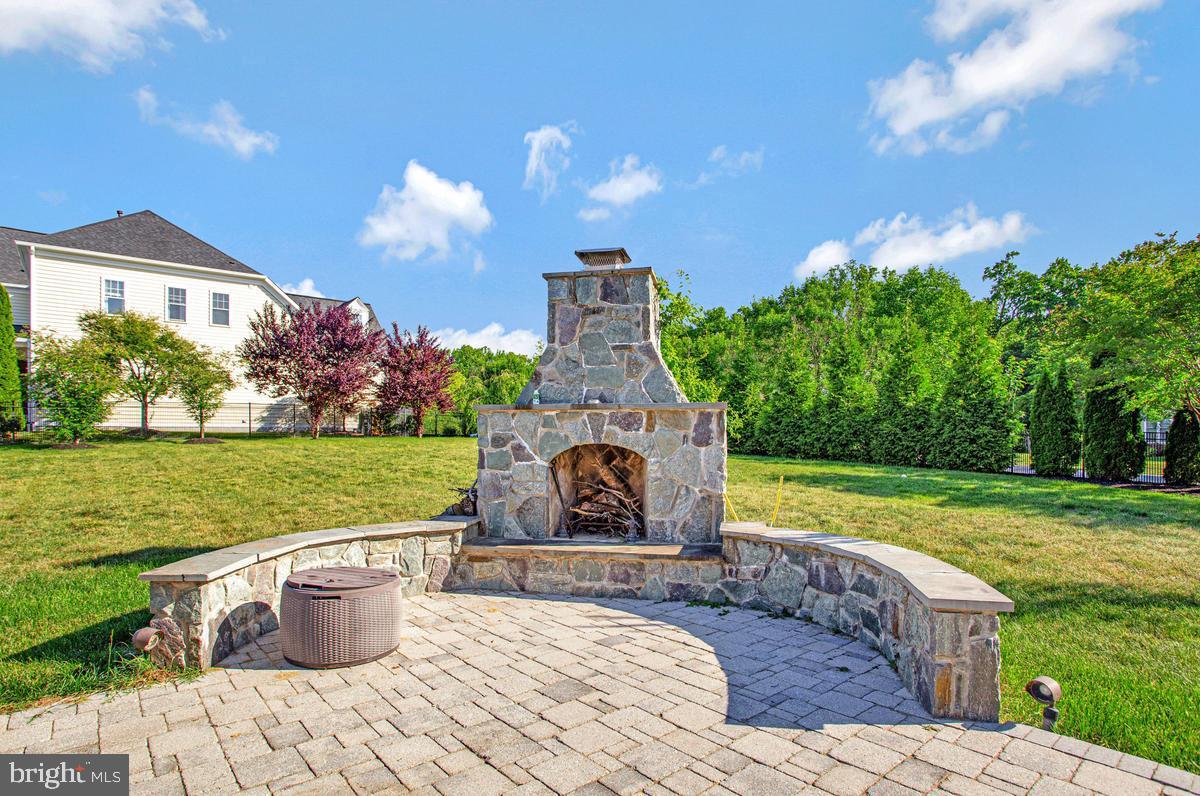 HOMEPORT FARM - Residential