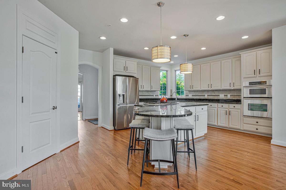 HOMEPORT FARM - Residential