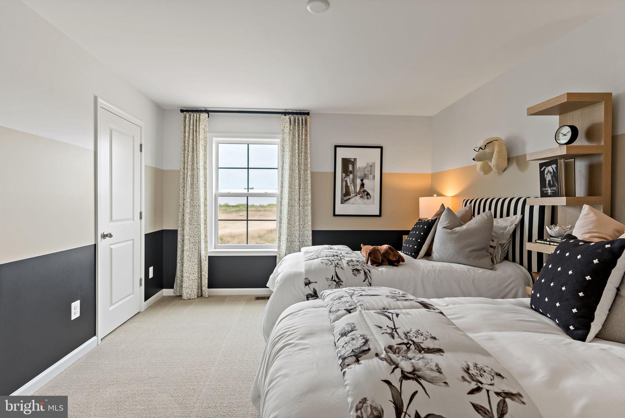 KING'S CROSSING - Residential