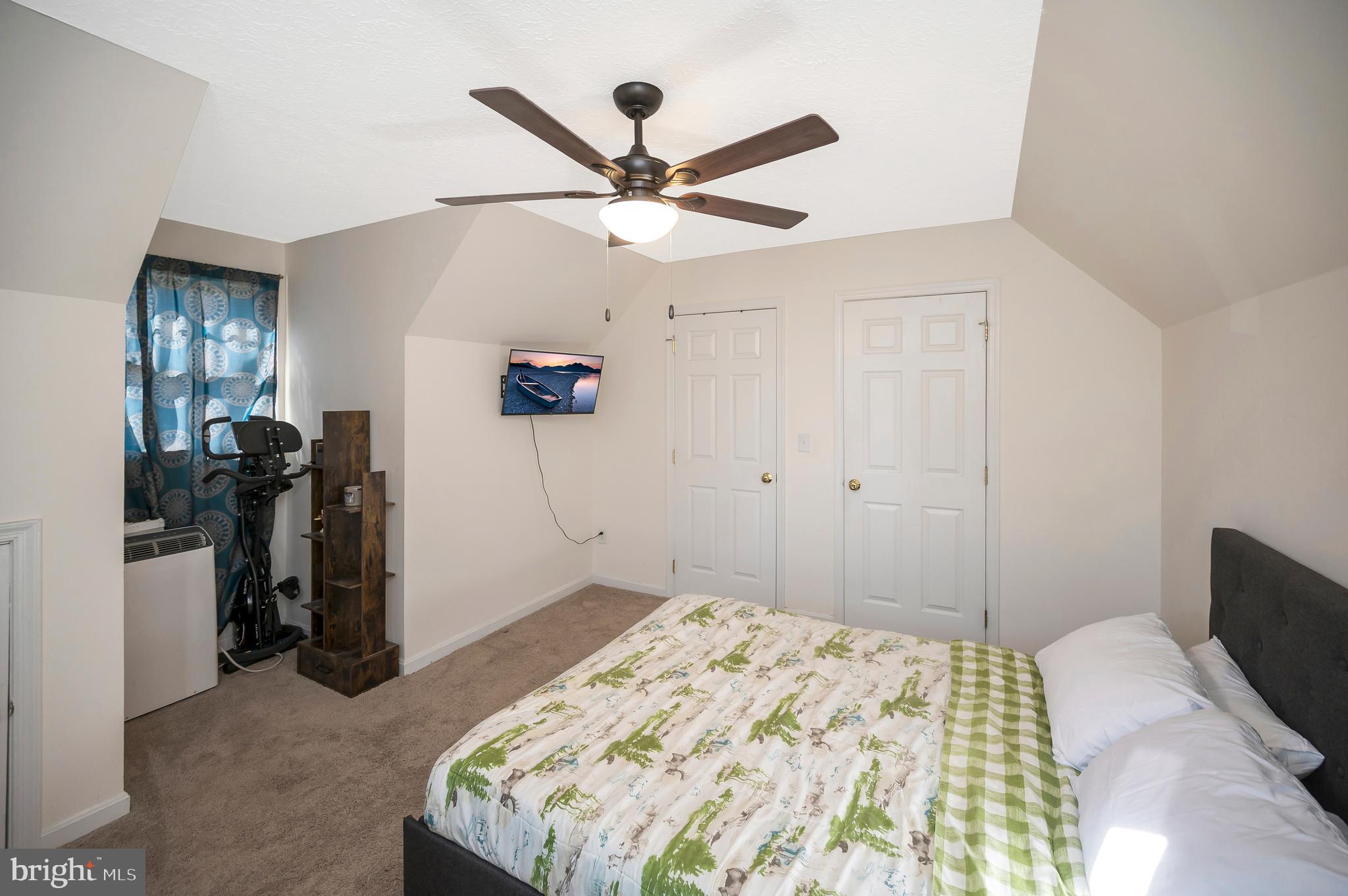 SCOTTS MT NORMAN ACRES - Residential