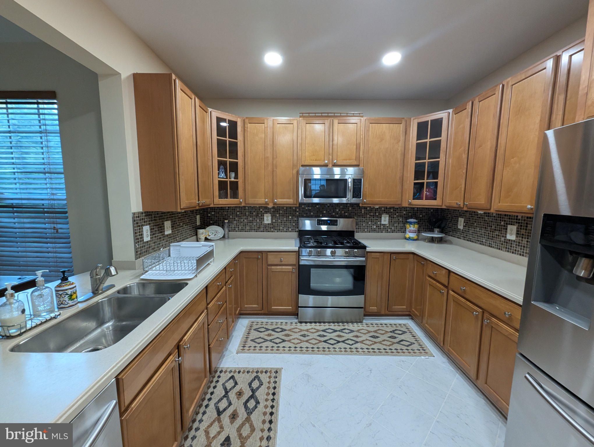 CROSS CREEK CLUB - Residential