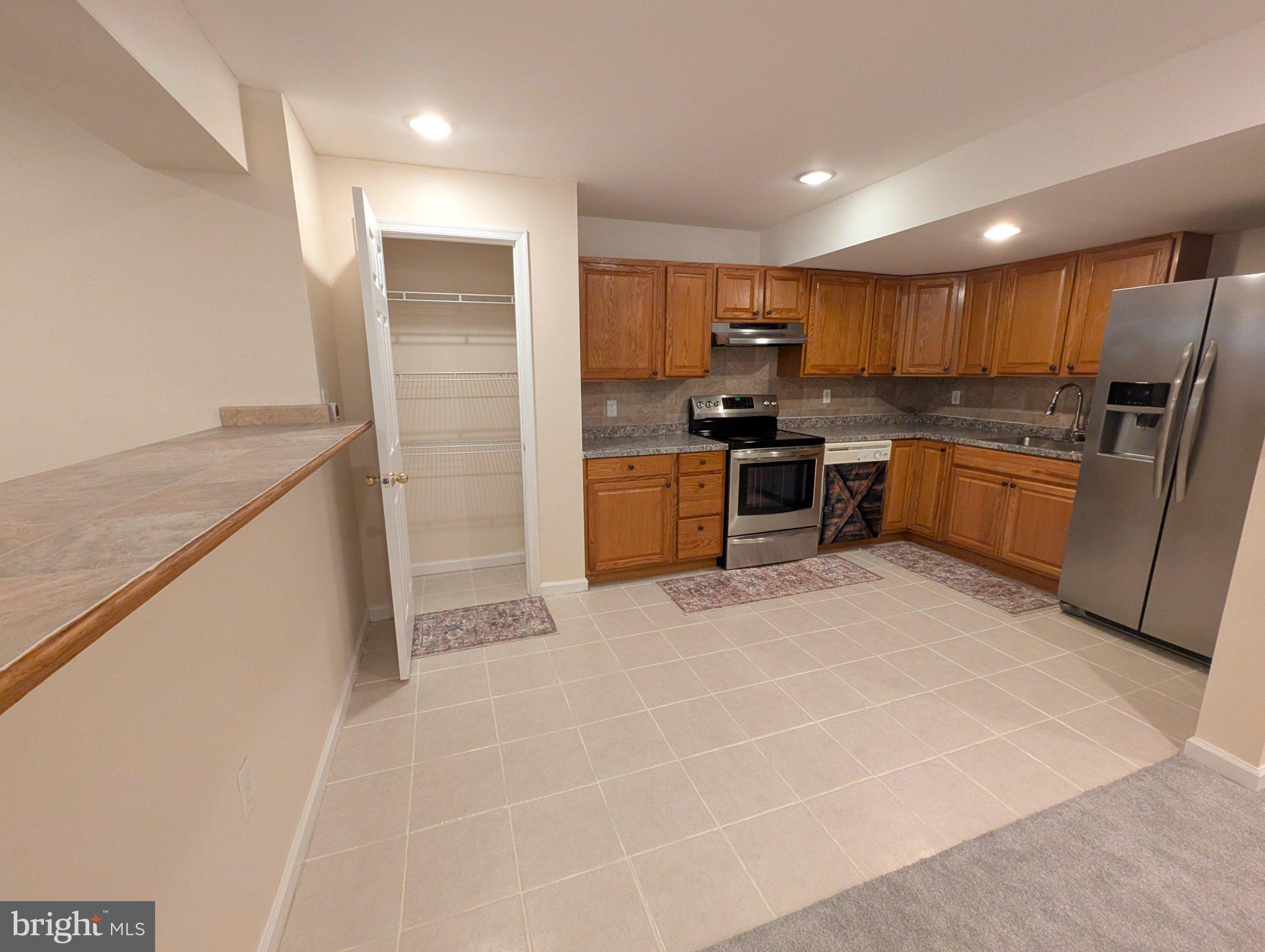 CROSS CREEK CLUB - Residential