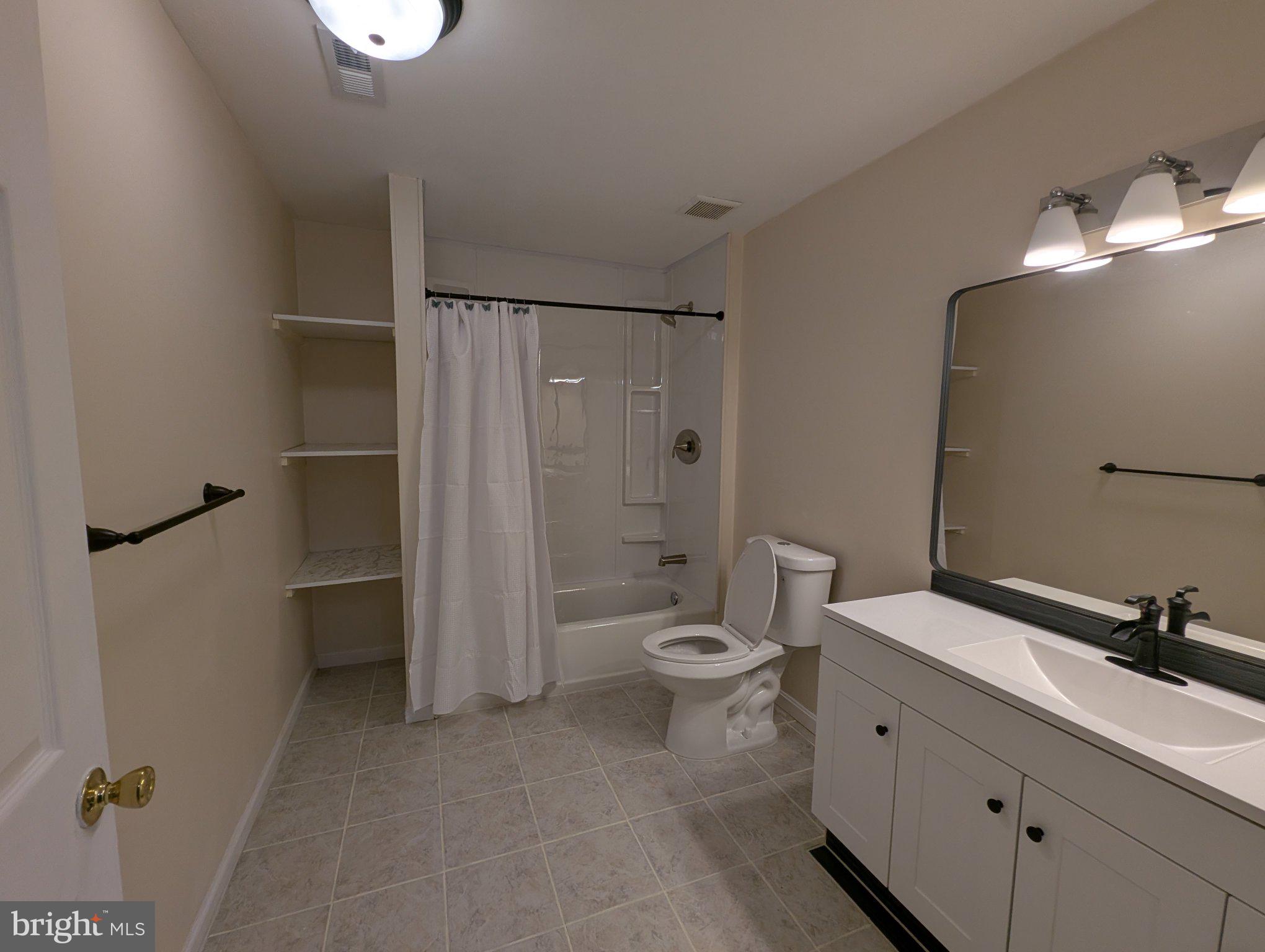 CROSS CREEK CLUB - Residential