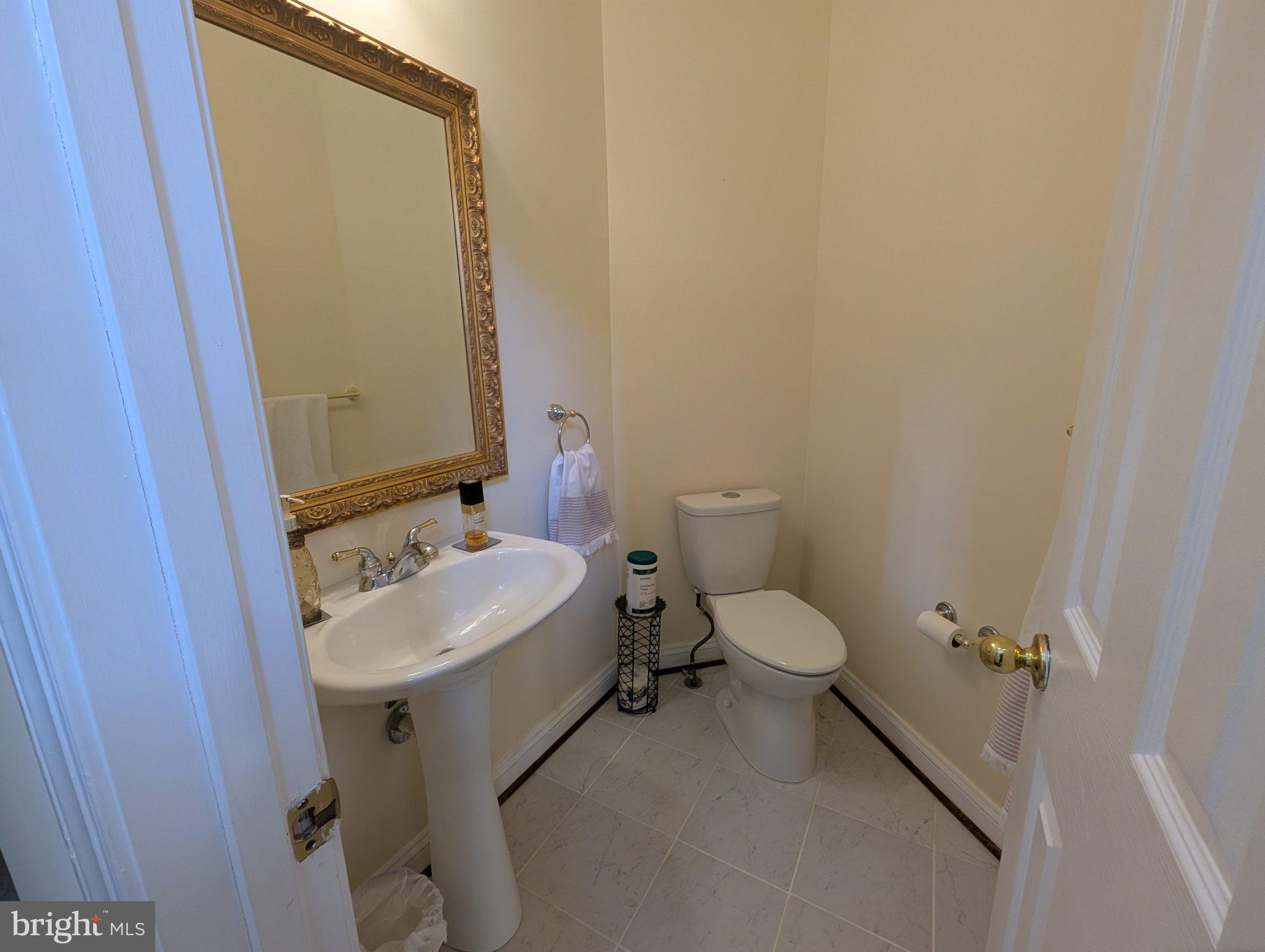 CROSS CREEK CLUB - Residential