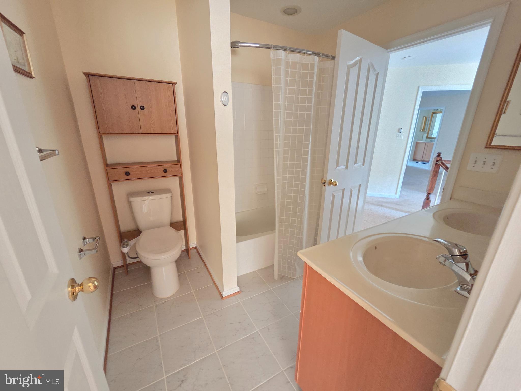 CROSS CREEK CLUB - Residential