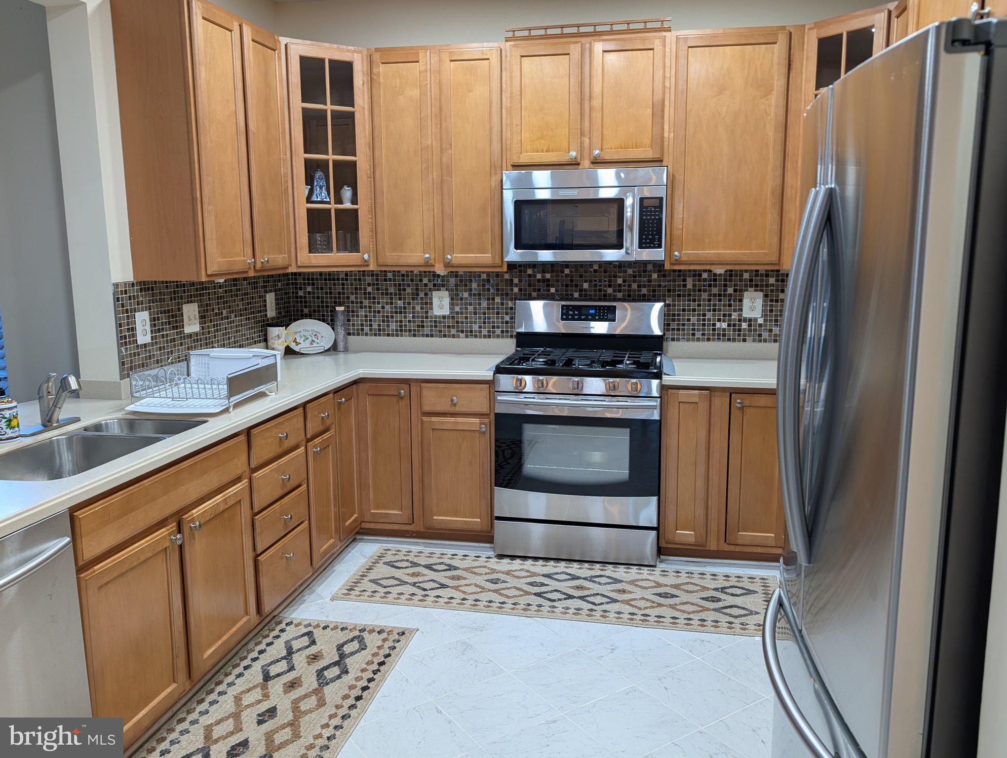 CROSS CREEK CLUB - Residential