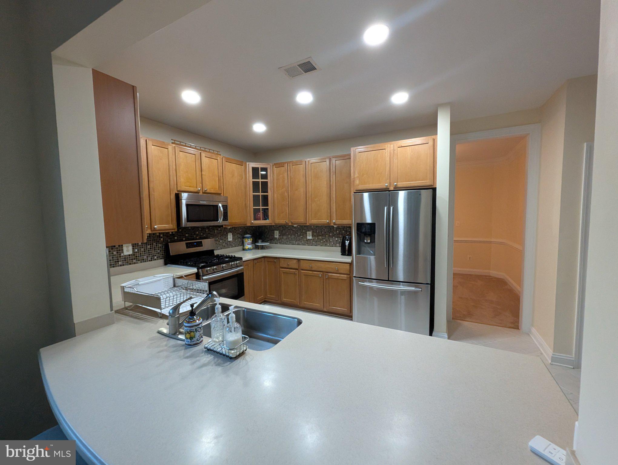 CROSS CREEK CLUB - Residential