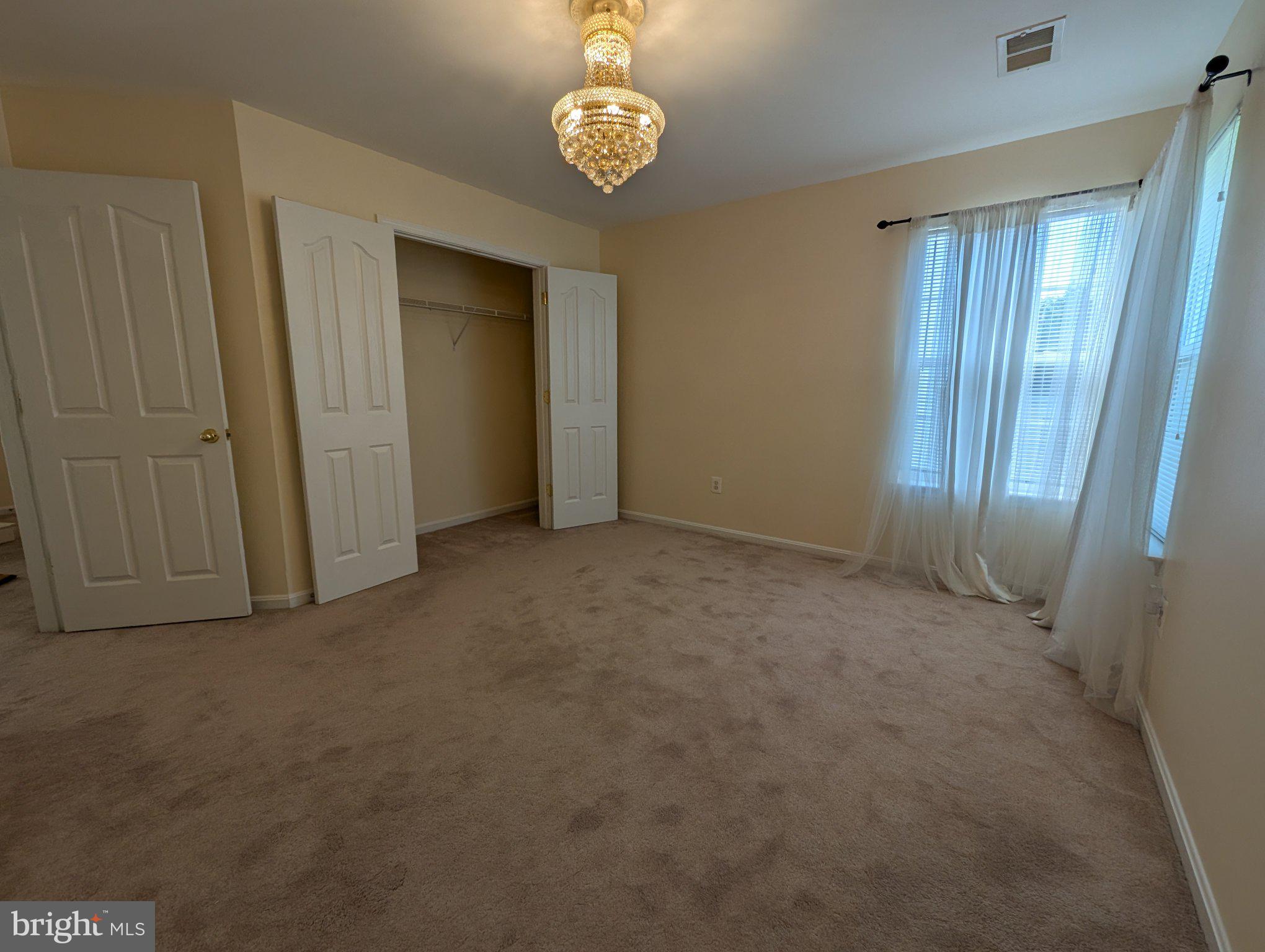 CROSS CREEK CLUB - Residential