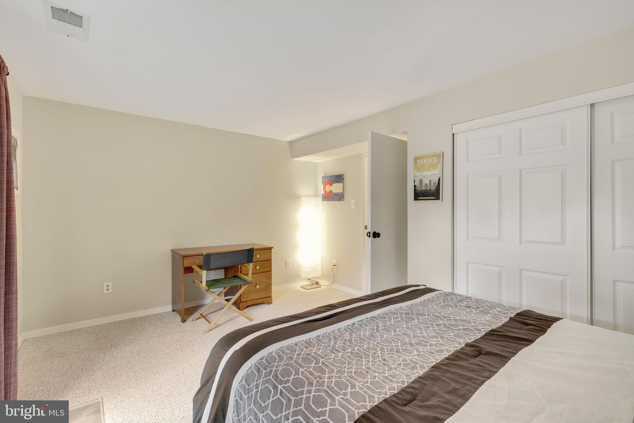 MANCHESTER LAKES - Residential