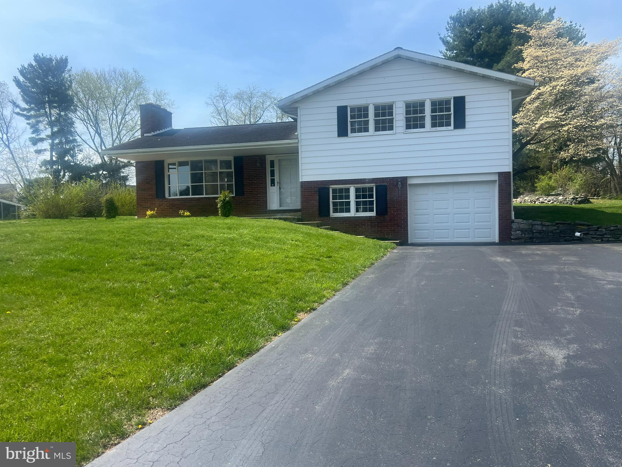 PARADISE HEIGHTS - Residential