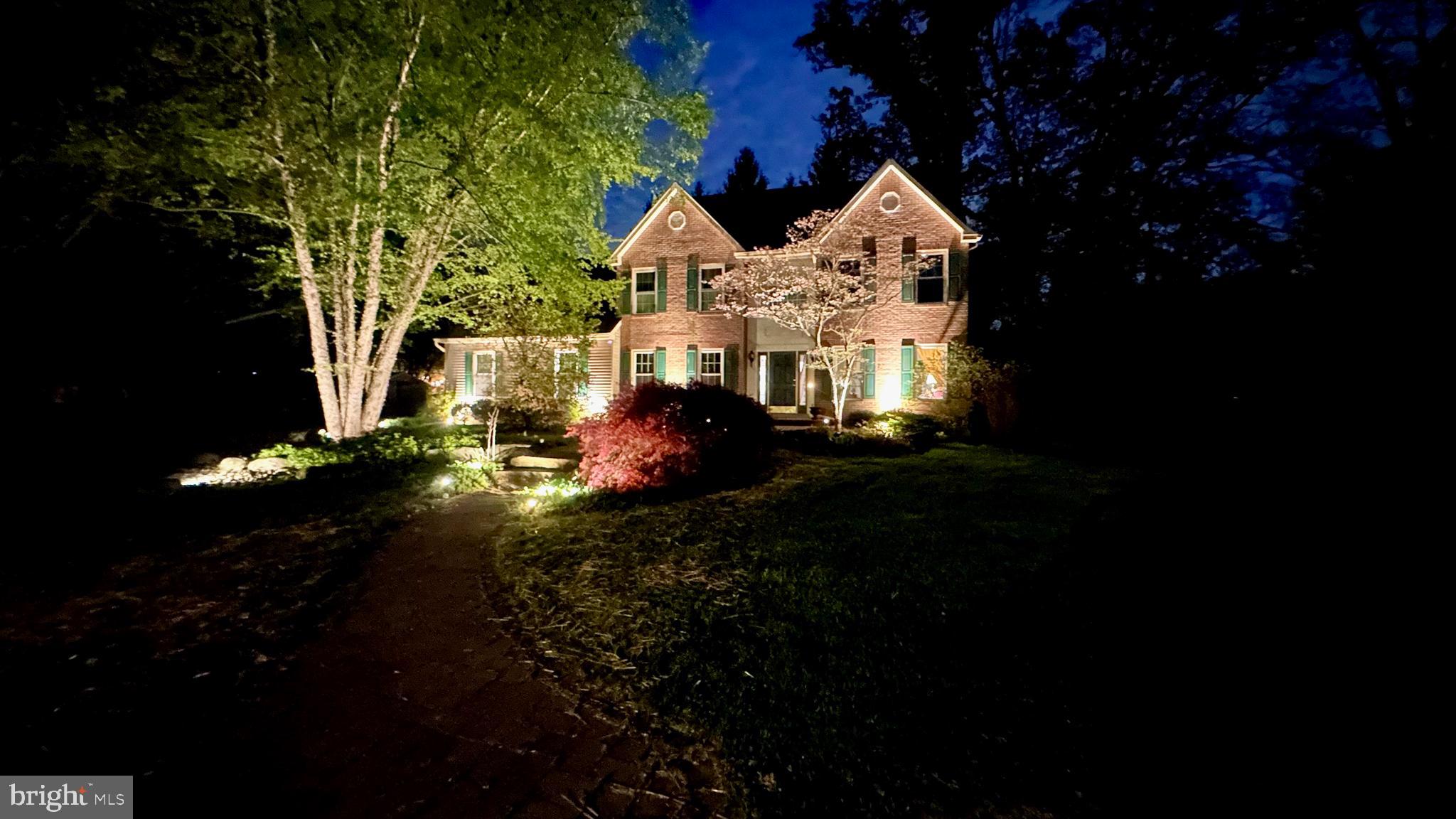 BUCKINGHAM PLACE - Residential
