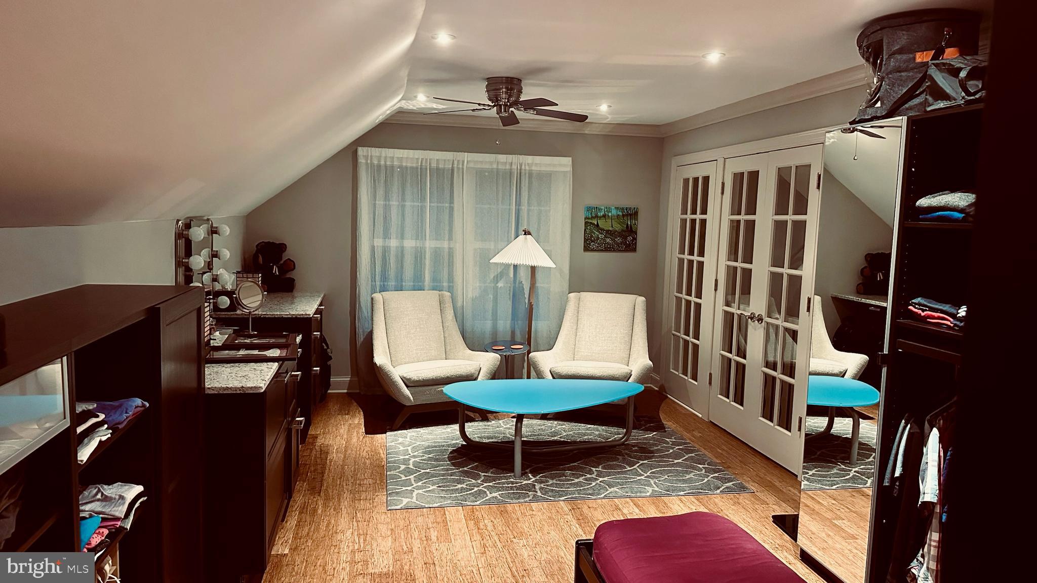 BUCKINGHAM PLACE - Residential