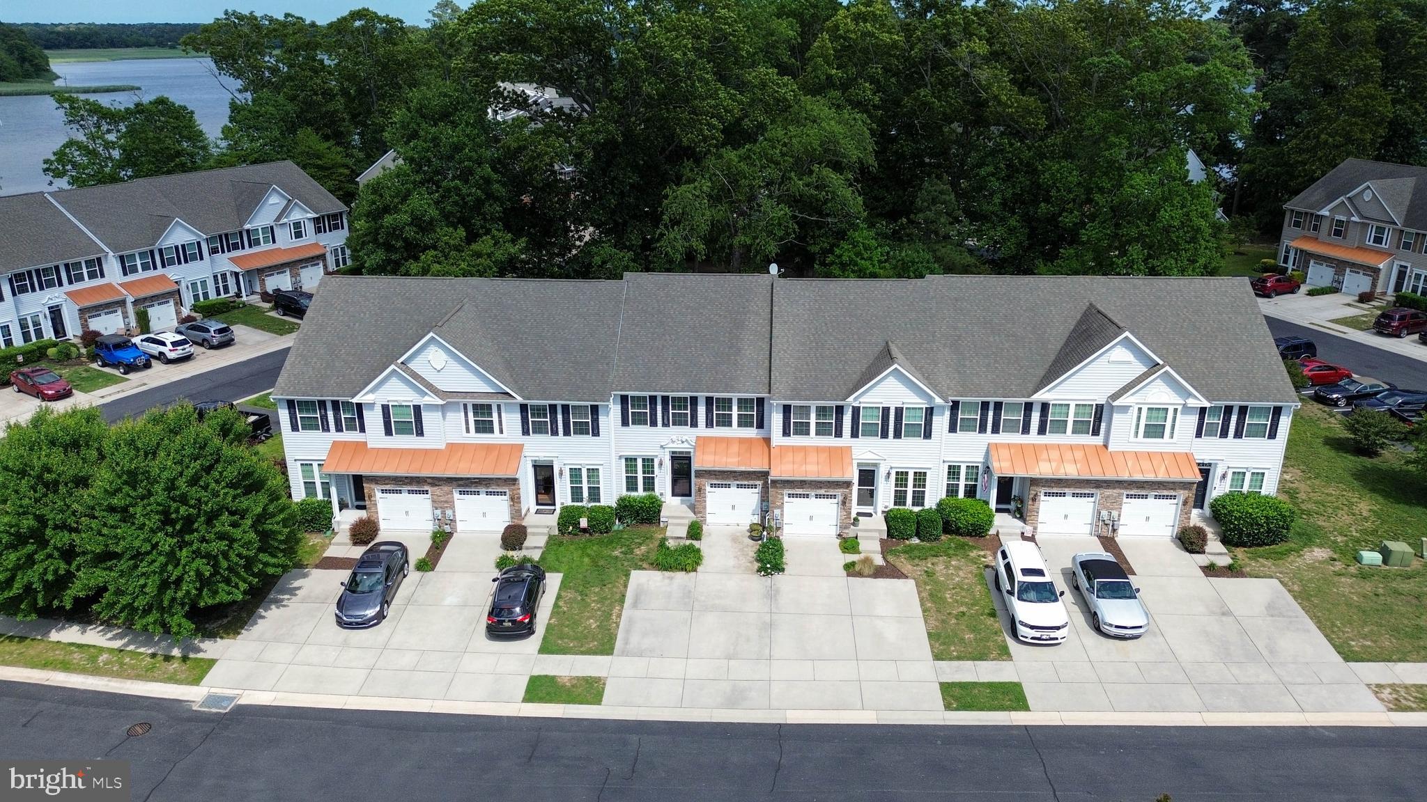WHARTONS BLUFF - Residential