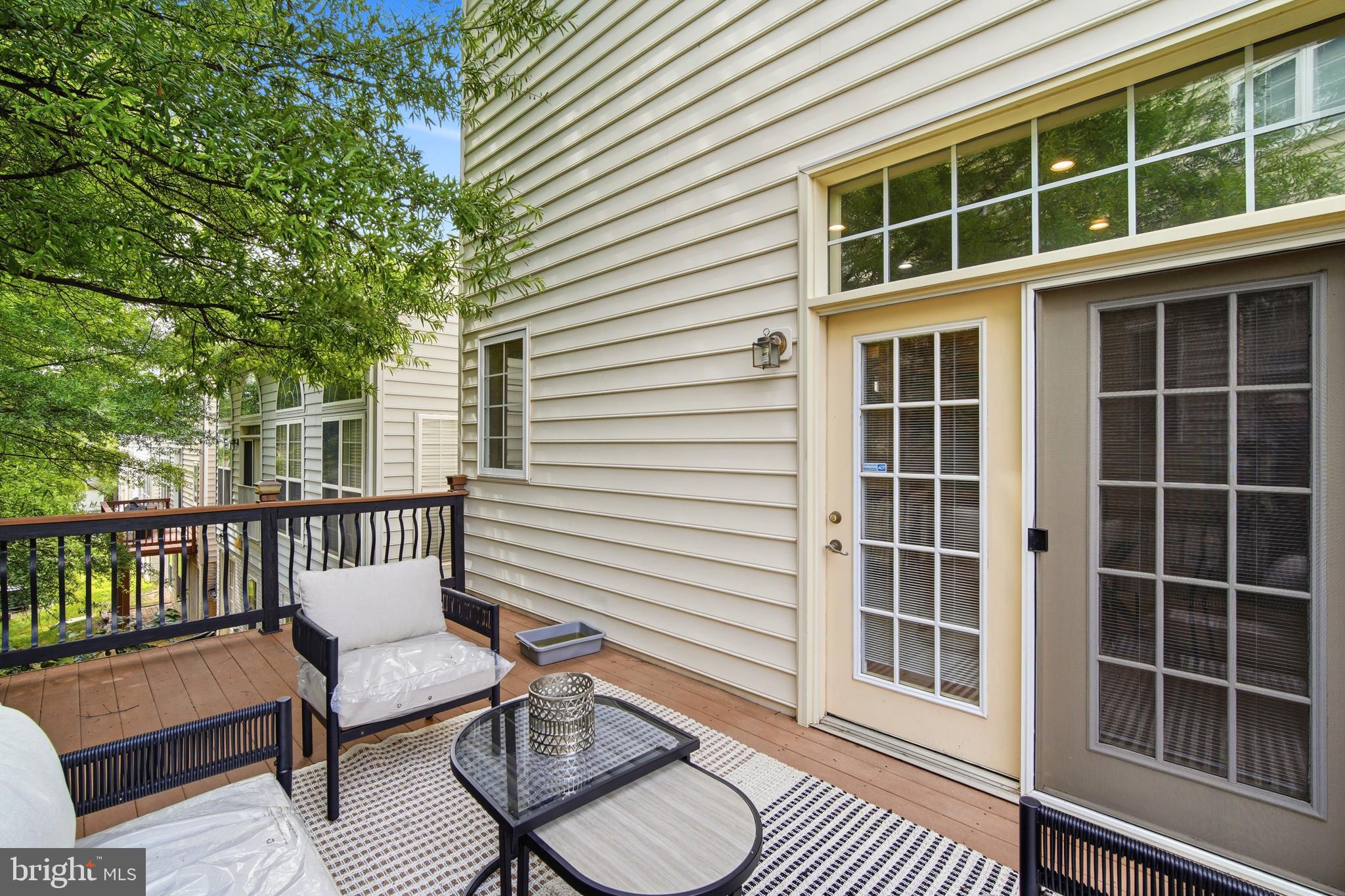 LAUREL HIGHLANDS - Residential
