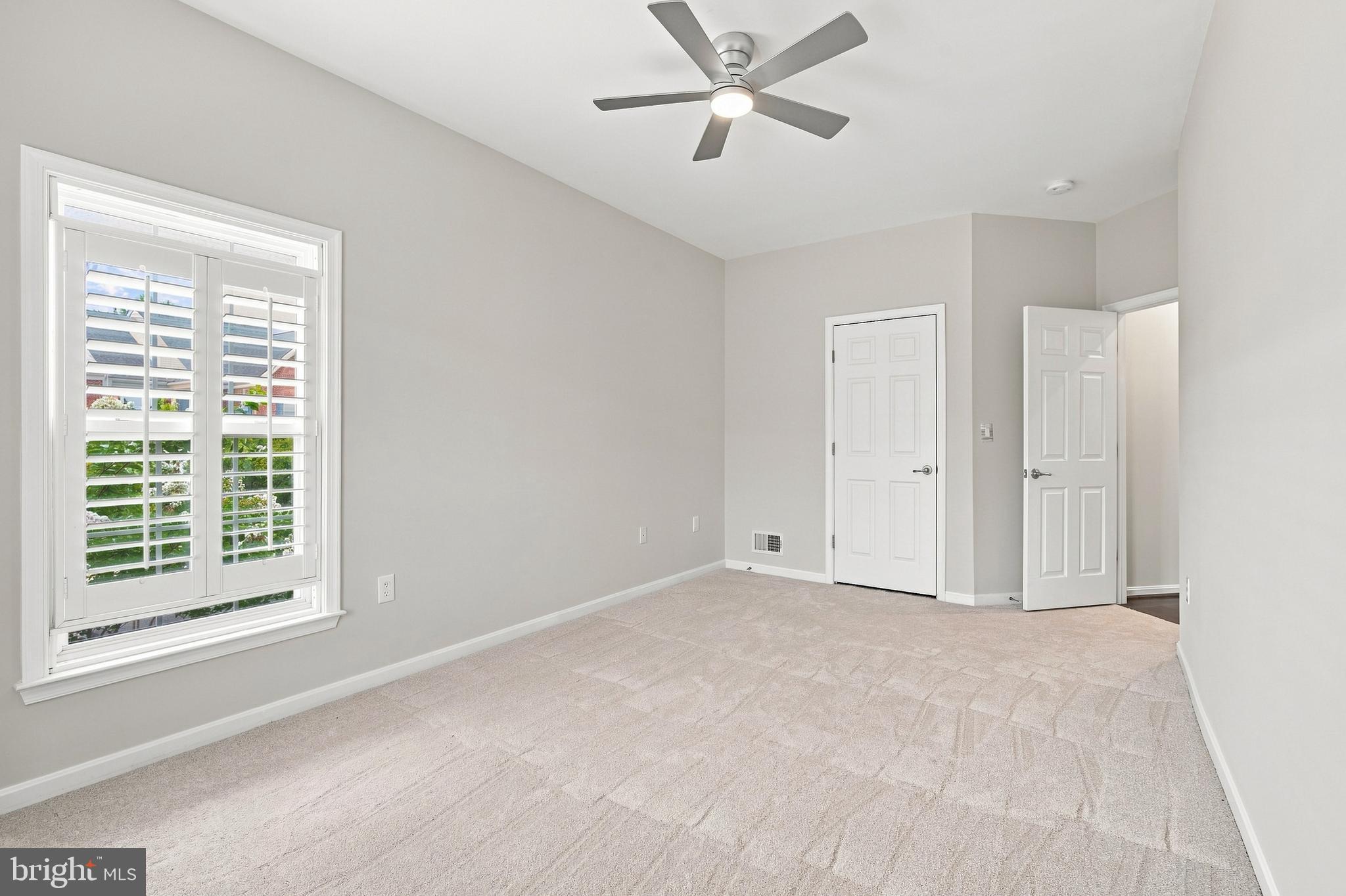 LAUREL HIGHLANDS - Residential
