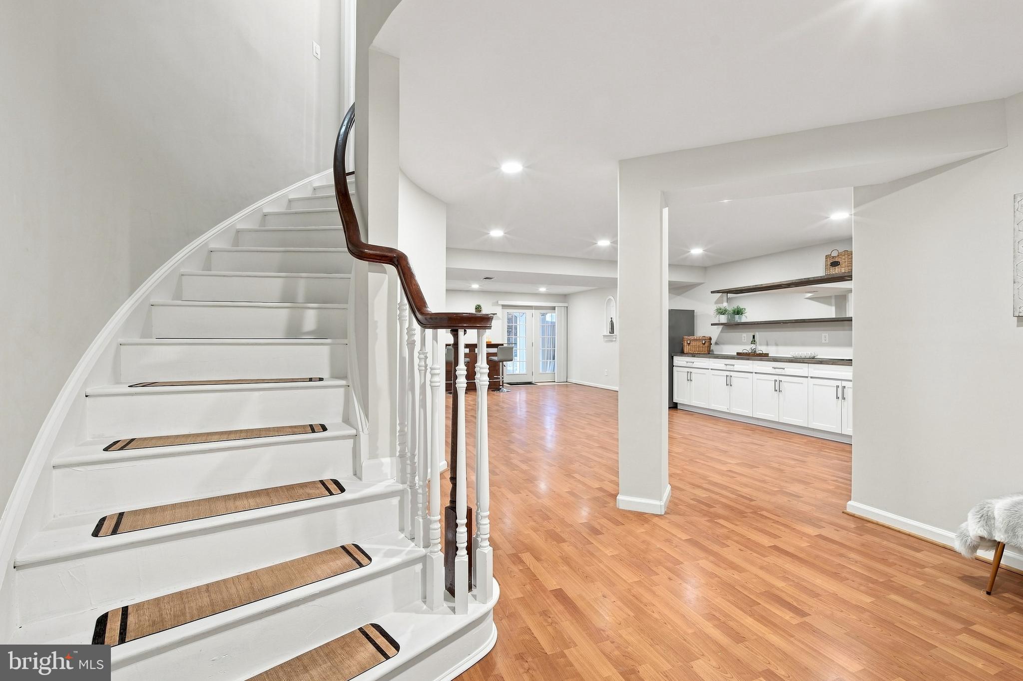 LAUREL HIGHLANDS - Residential