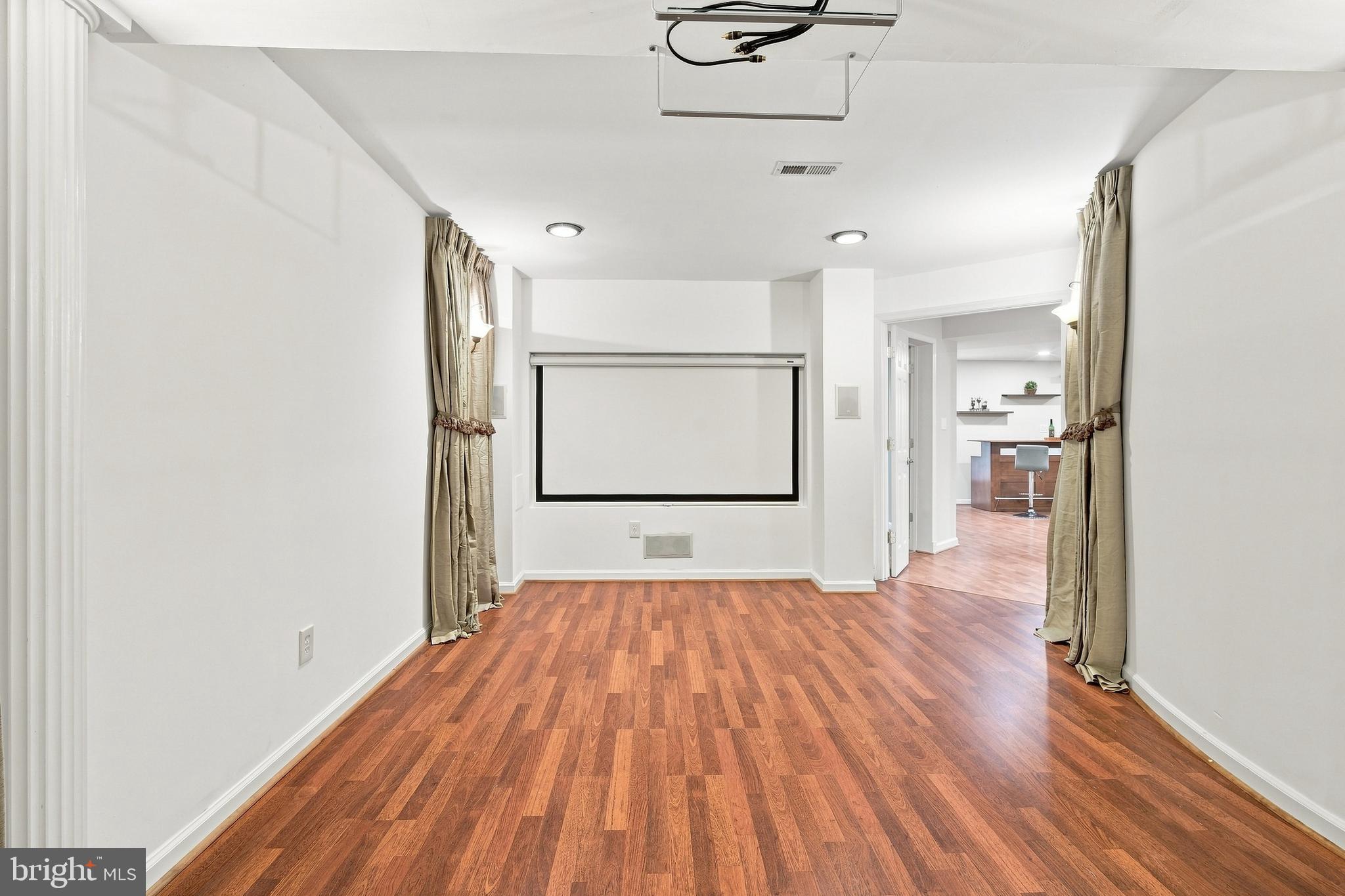 LAUREL HIGHLANDS - Residential
