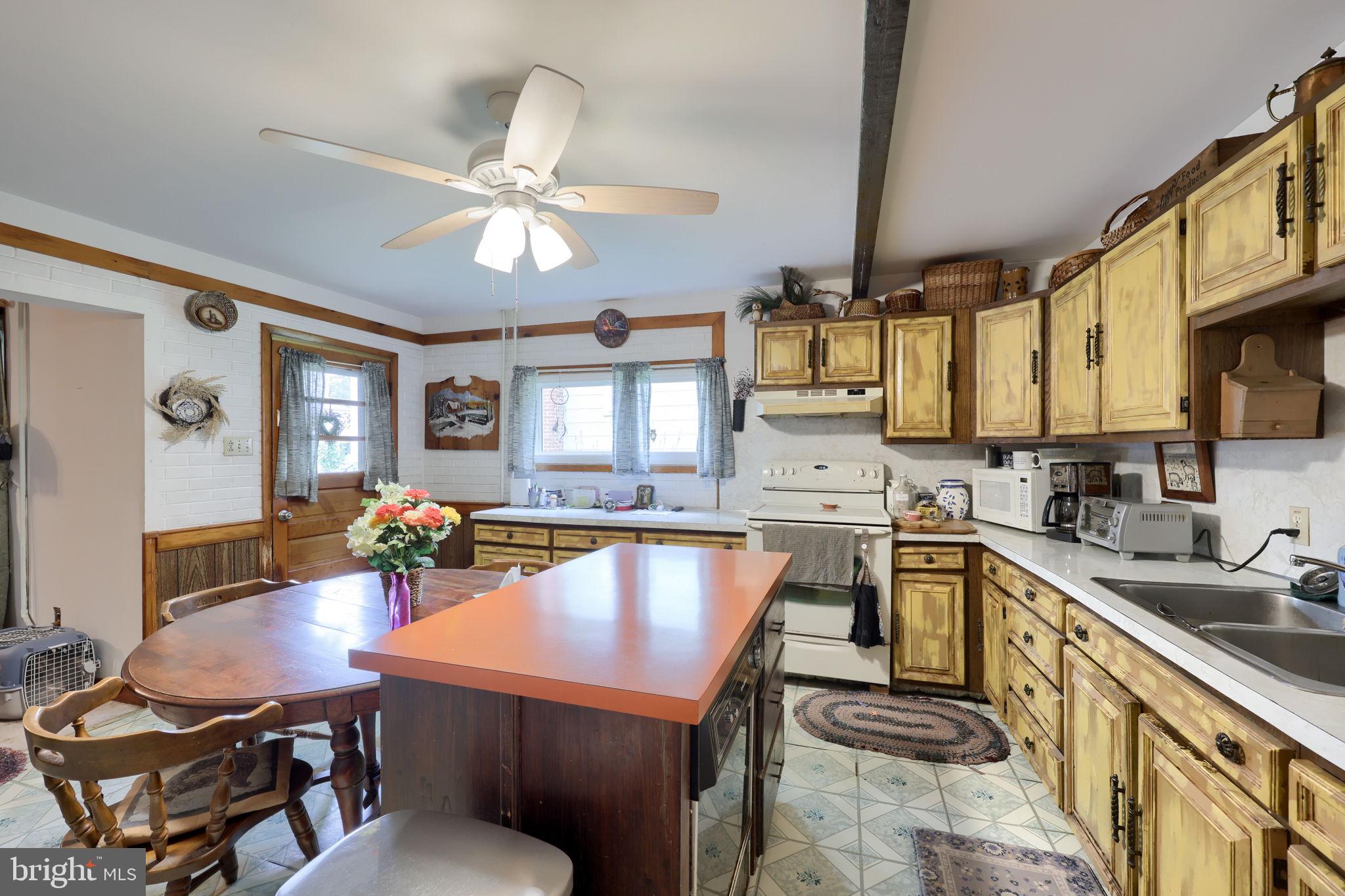 CLAY TOWNSHIP - Residential