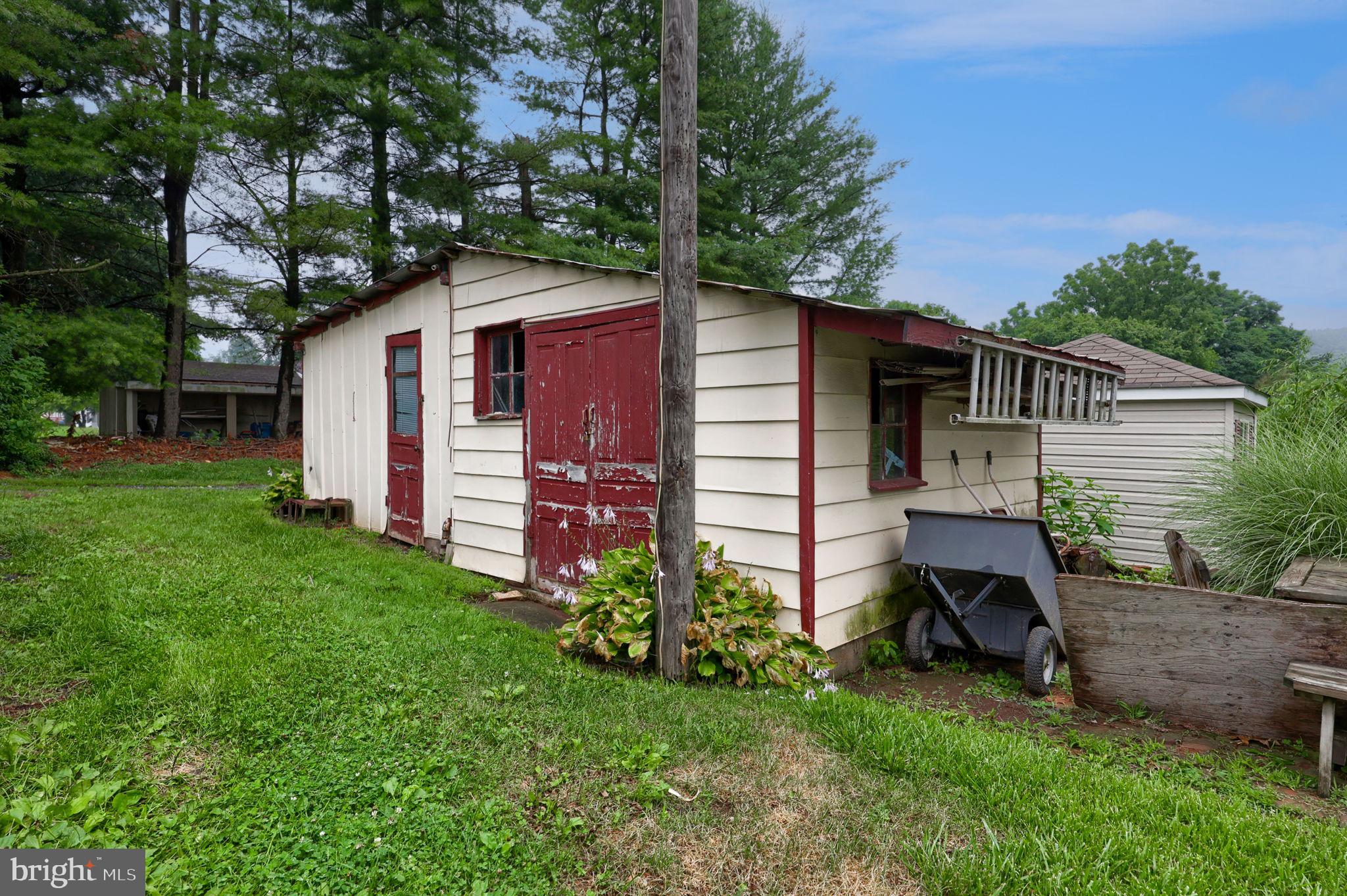 CLAY TOWNSHIP - Residential