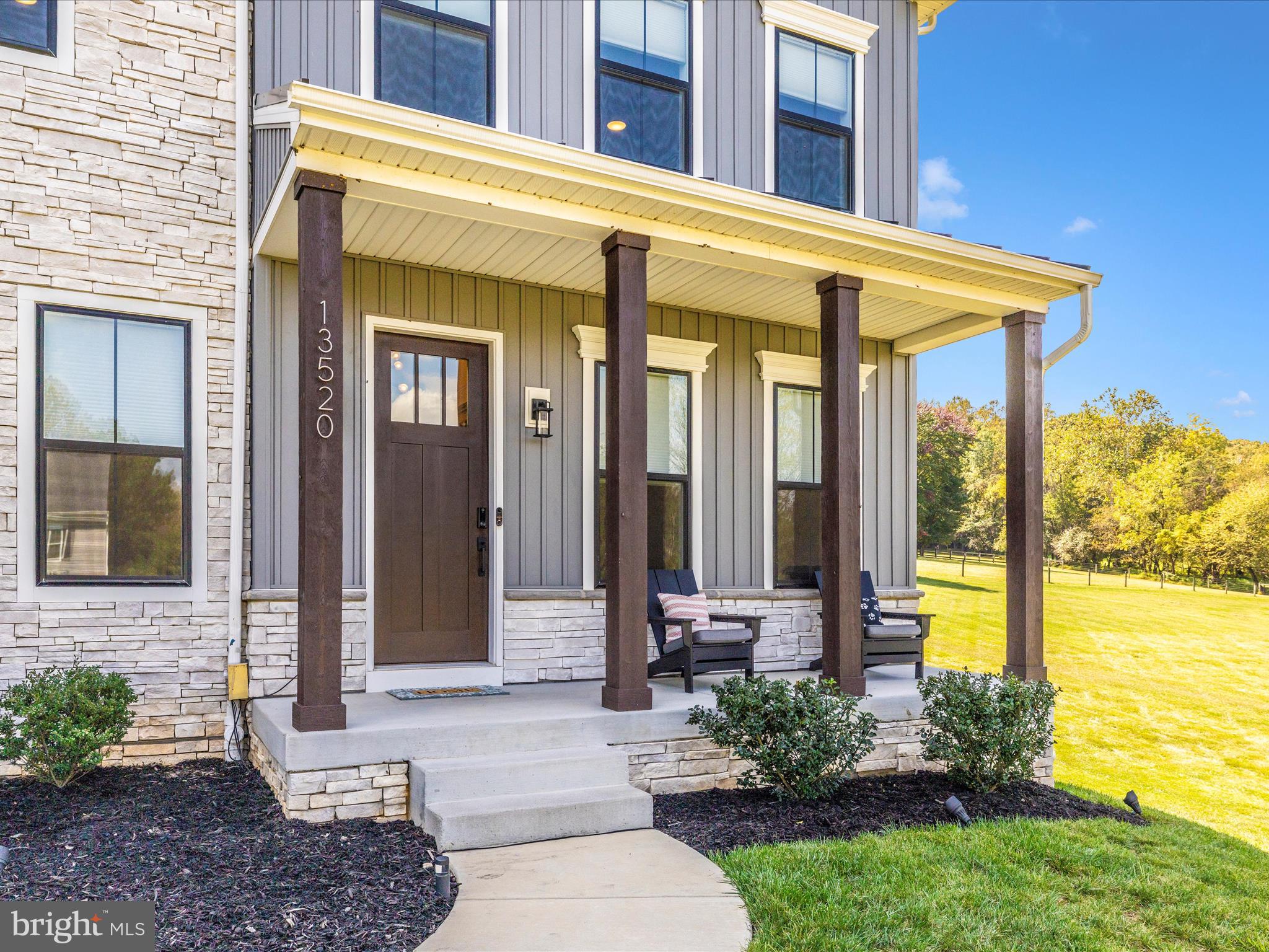 TREASURE MOUNTAIN - Residential