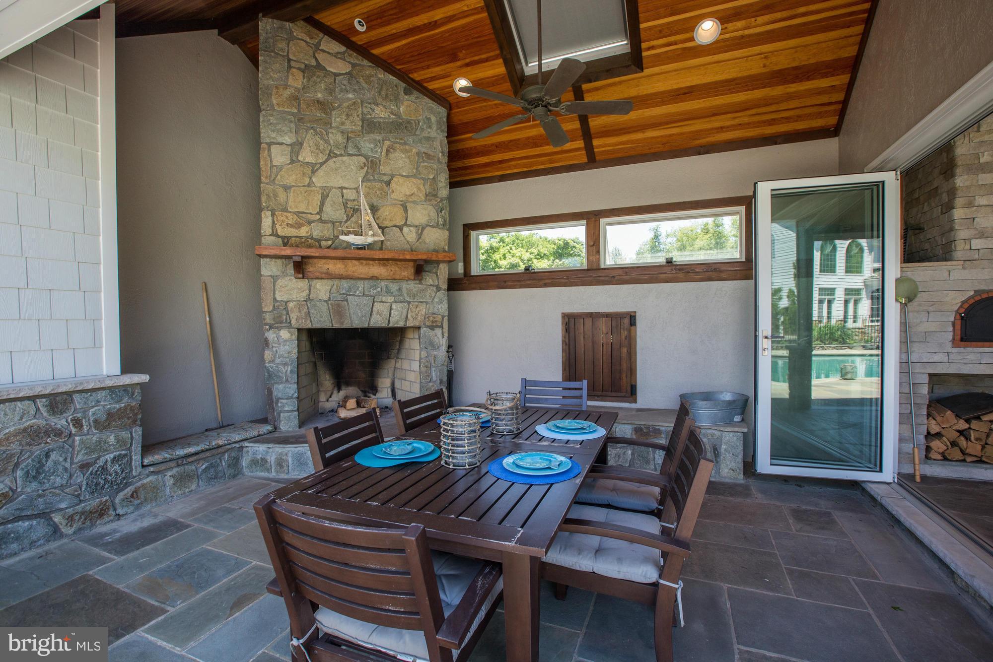 LAYTONSVILLE OUTSIDE - Residential