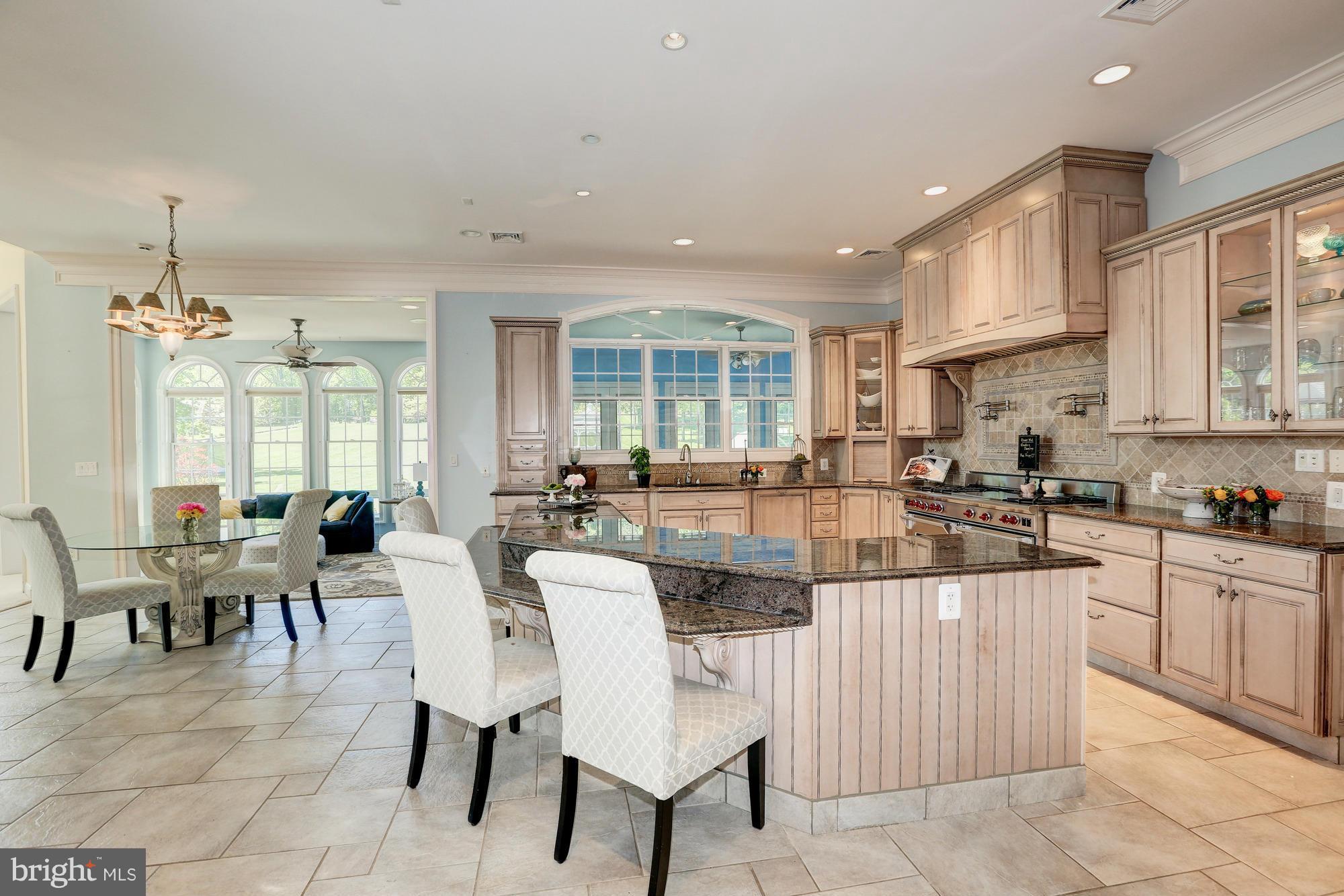 LAYTONSVILLE OUTSIDE - Residential