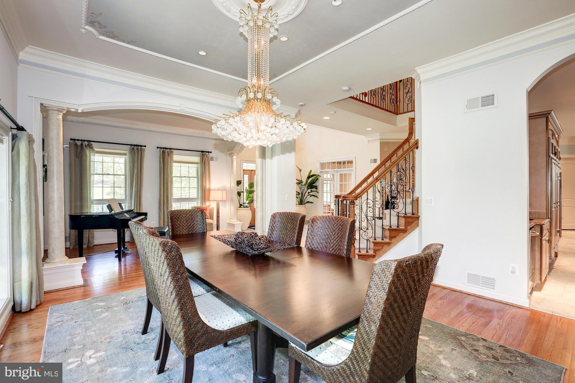 LAYTONSVILLE OUTSIDE - Residential