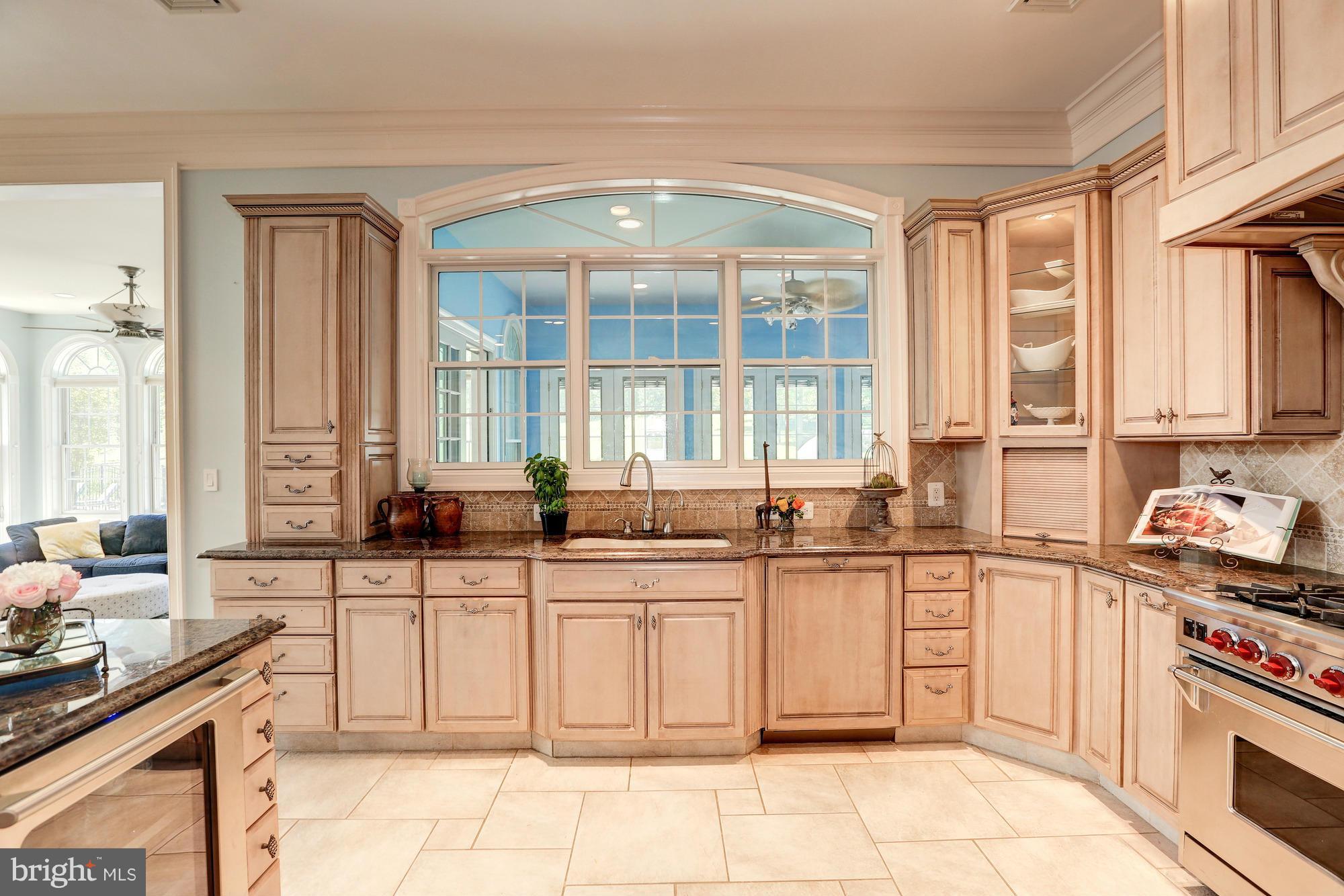 LAYTONSVILLE OUTSIDE - Residential