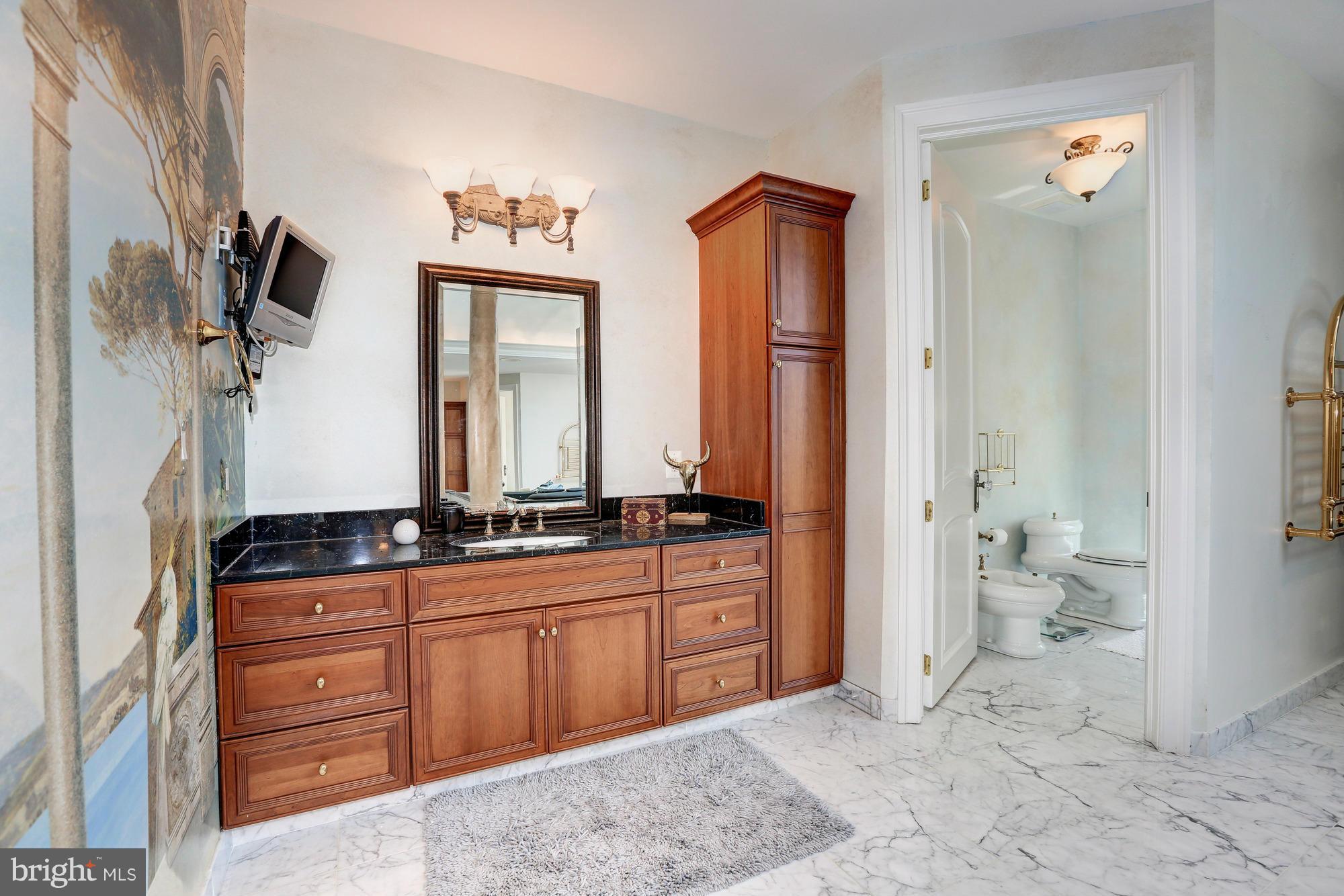 LAYTONSVILLE OUTSIDE - Residential