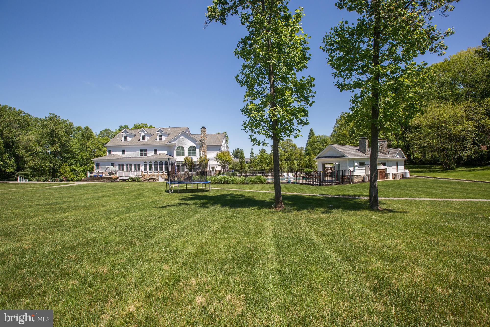 LAYTONSVILLE OUTSIDE - Residential