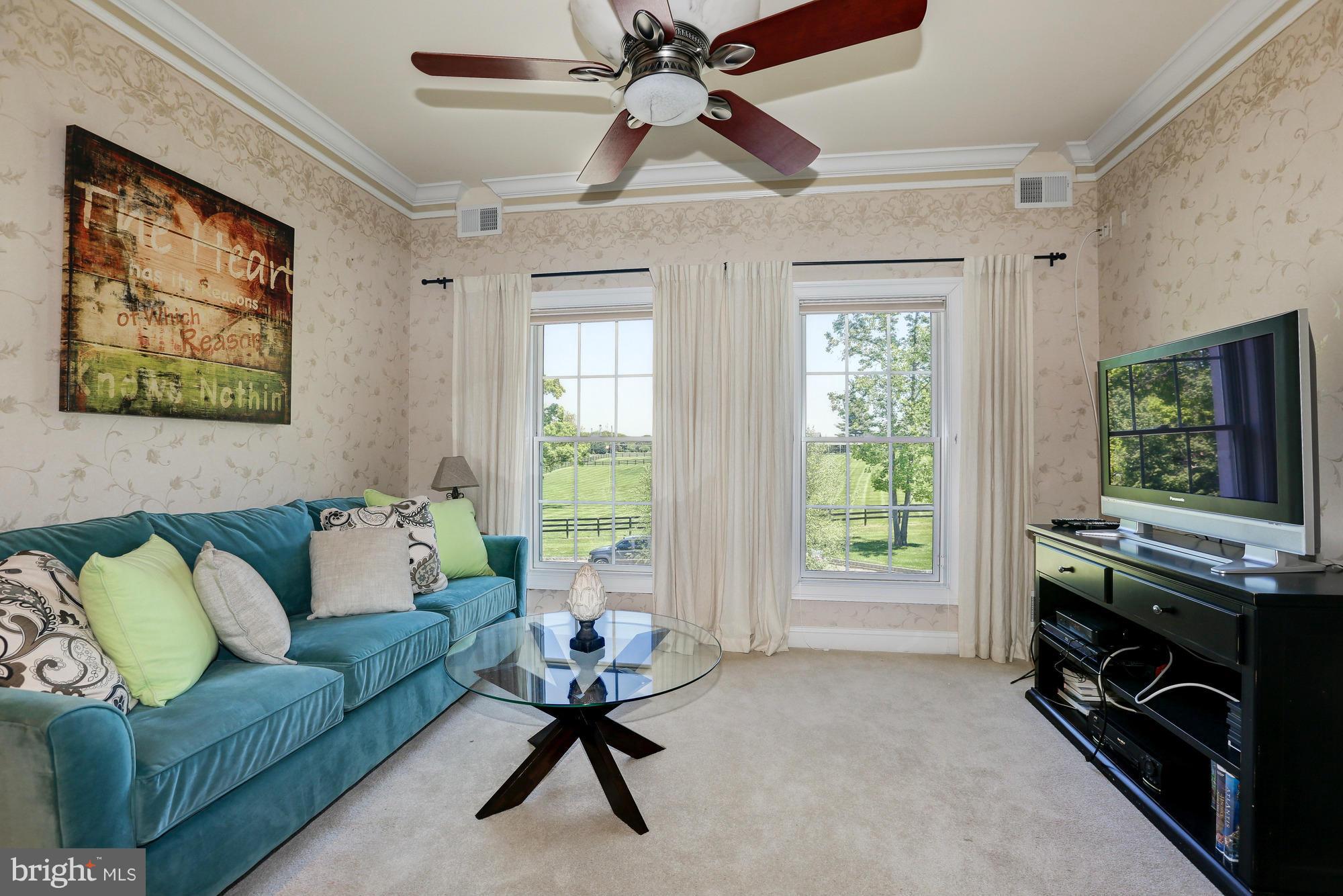 LAYTONSVILLE OUTSIDE - Residential