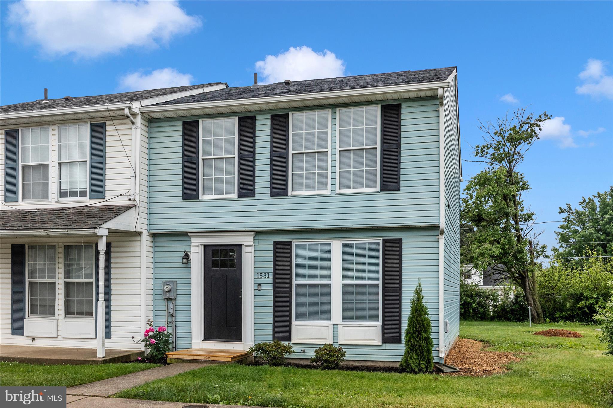 Welcome to 1531 Violet Drive in Hagerstown! This beautifully updated end-unit townhome offers 3 bedrooms and 1.5 baths in a fantastic location convenient to shopping, dining, commuter routes, and everyday amenities. Step inside to find a stunning new updated kitchen, brand new carpet, fresh paint throughout, and refinished hardwood floors that add warmth and character. The spacious layout is move-in ready and provides the perfect blend of comfort and style. Enjoy the added yard space that comes with an end-unit location, making this home a standout opportunity that will go fast.  Schedule your appointment today.